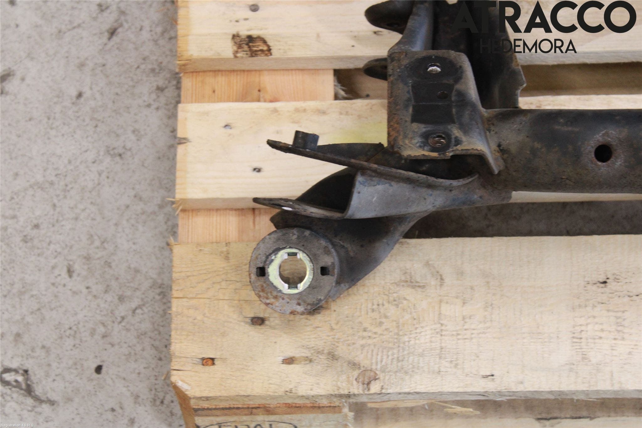 Volvo V60 CROSS COUNTRY 16-18 Bakaxelbalk