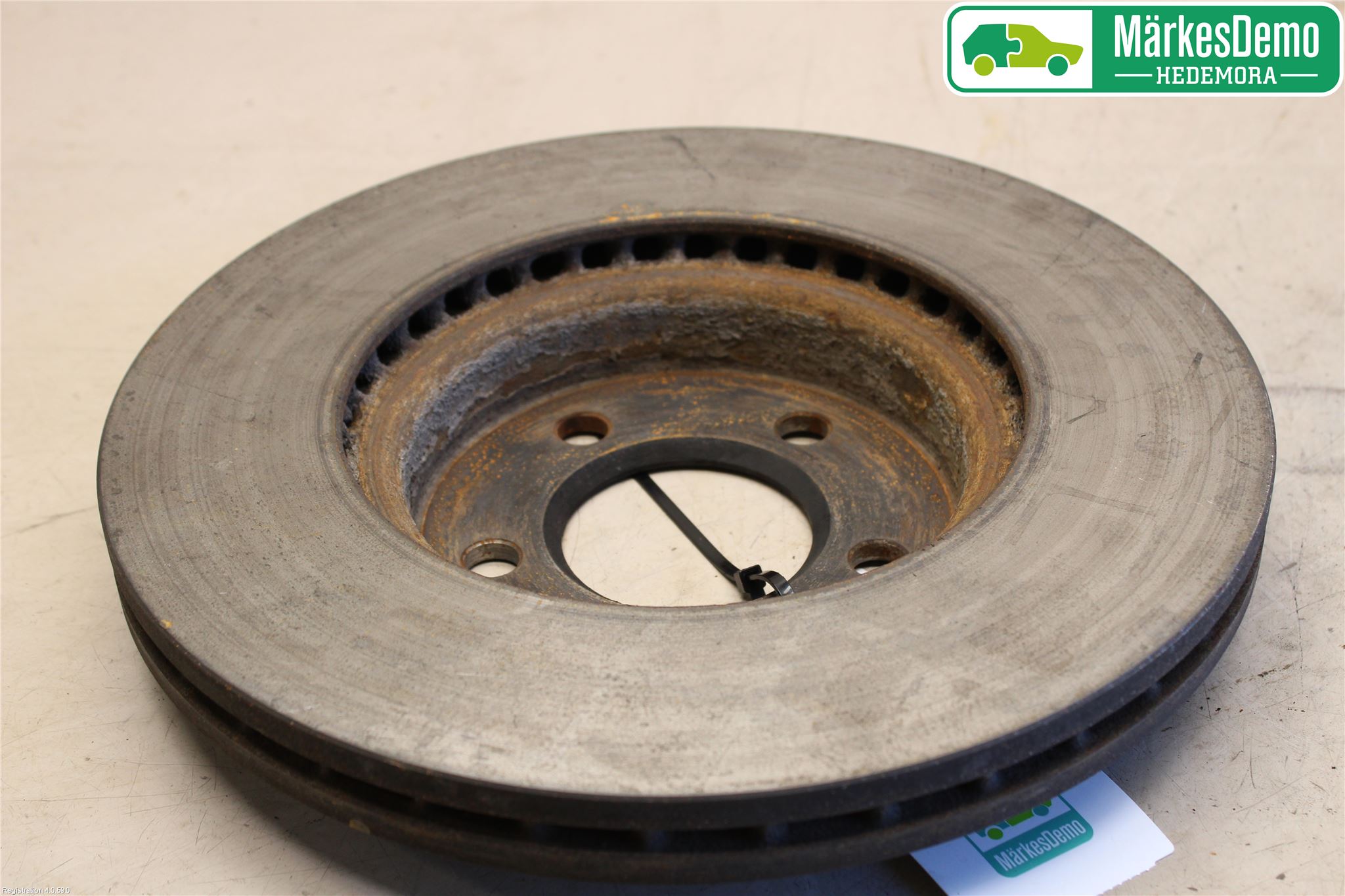Volkswagen VW AMAROK 2H 10-22 Bromsskiva Fram