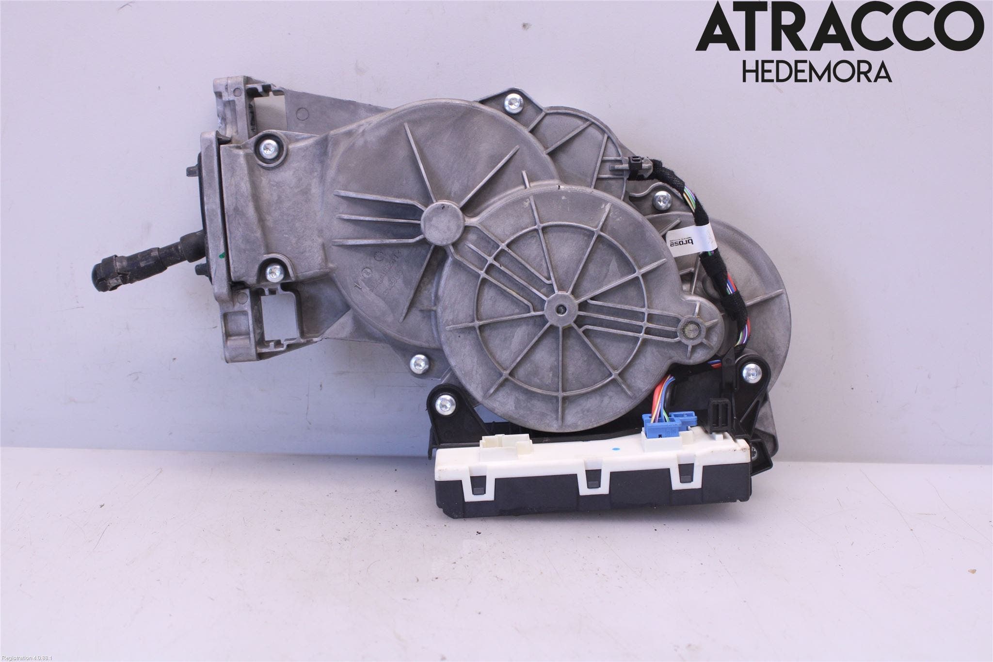 Mercedes-Benz MB C-KLASS (W205) 14-21 Bakluckeöppnare Automatisk