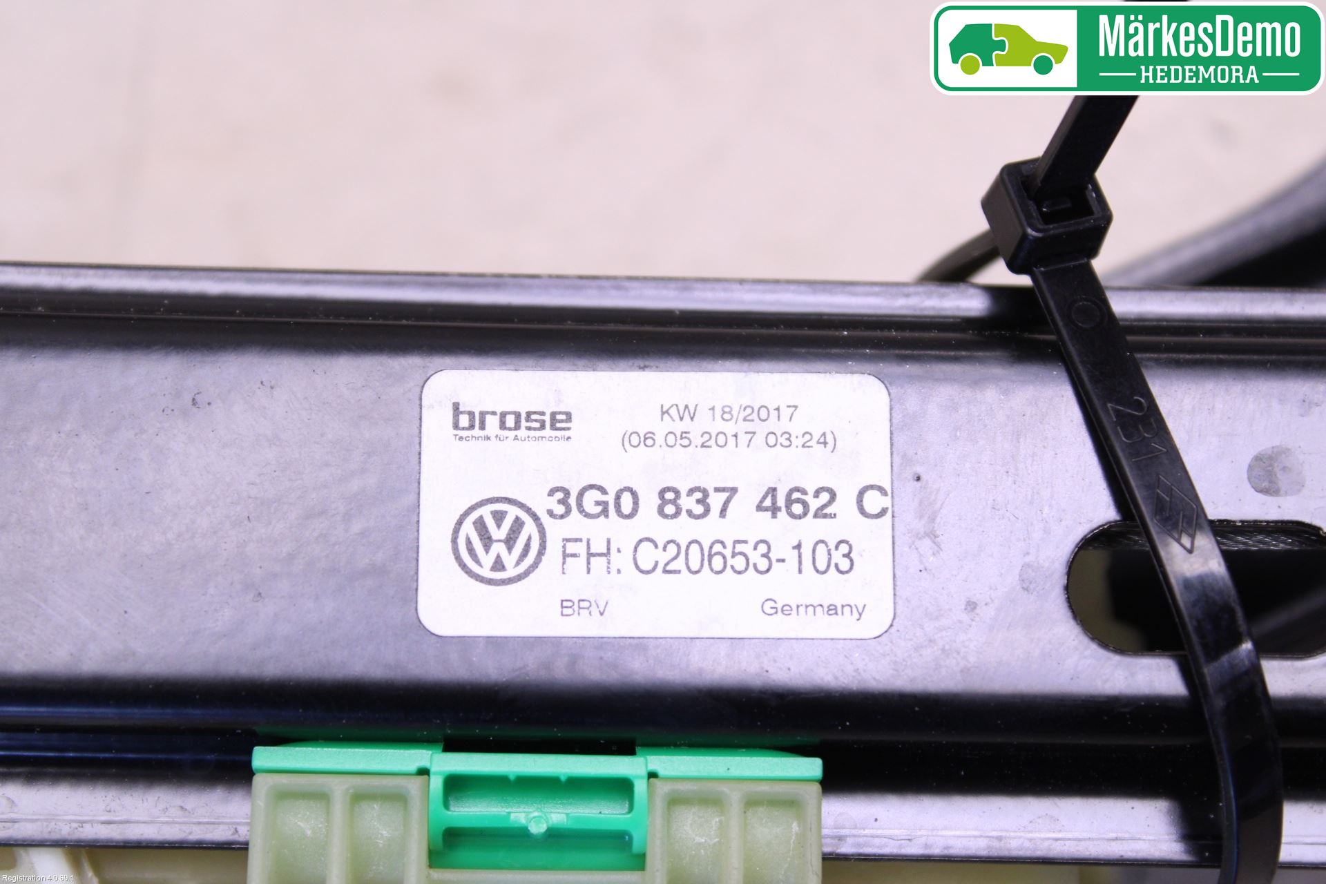 Volkswagen VW PASSAT 15-19 Fönsterhiss El Kompl
