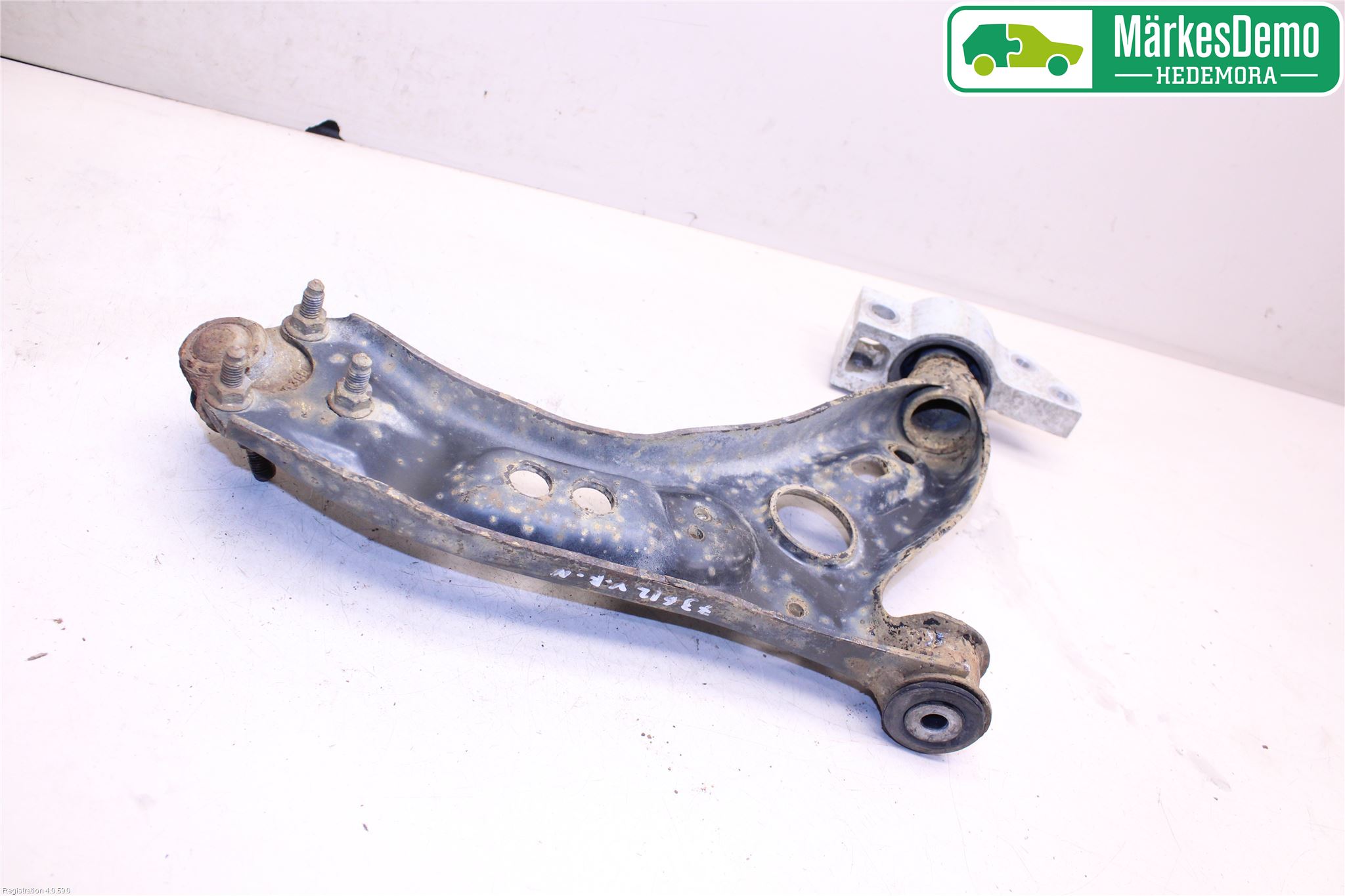 Volkswagen VW GOLF PLUS/CROSS GOLF 04-14 Bärarm Fram Undre Vä