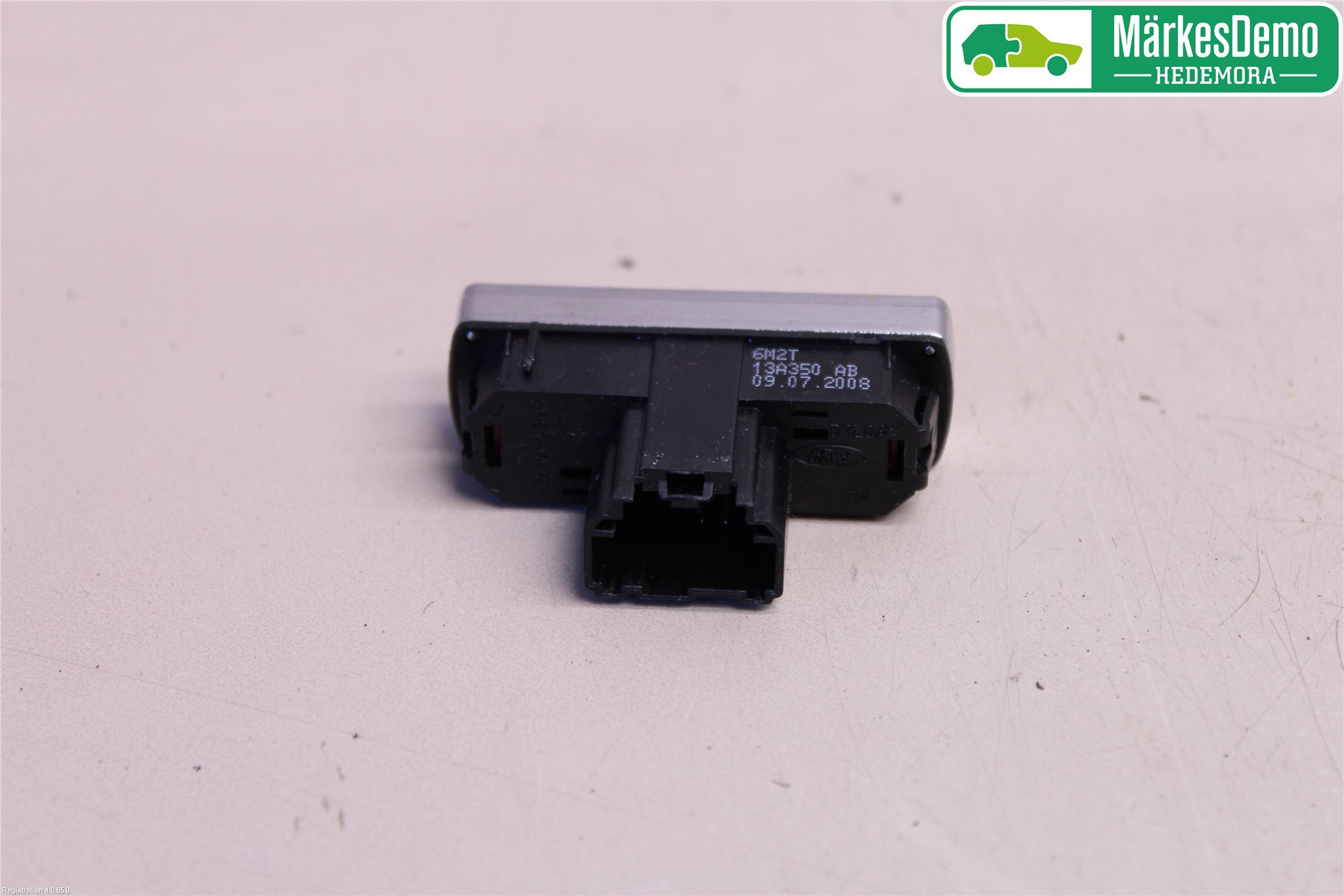 Ford MONDEO 07-15 Strömställare Varnings