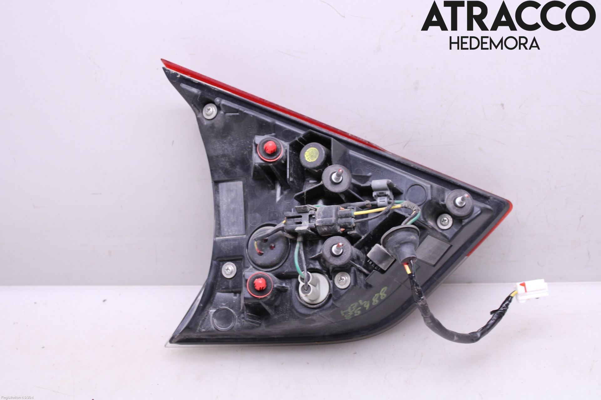 Nissan X-TRAIL 14-21 Bakljus Lucka Hö