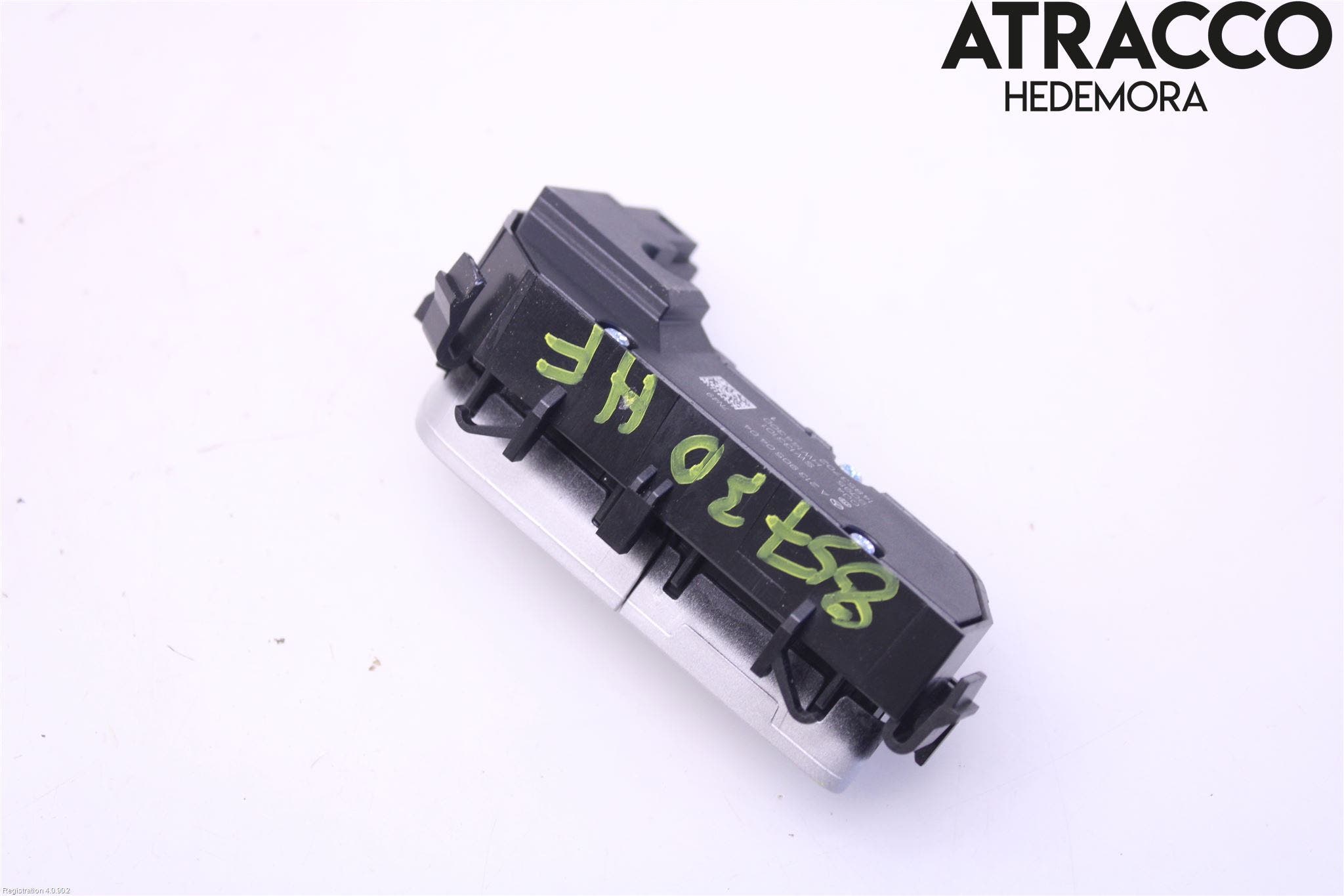 Mercedes-Benz MB E-KLASS (W213) 16-23 Strömställare Stolvärme