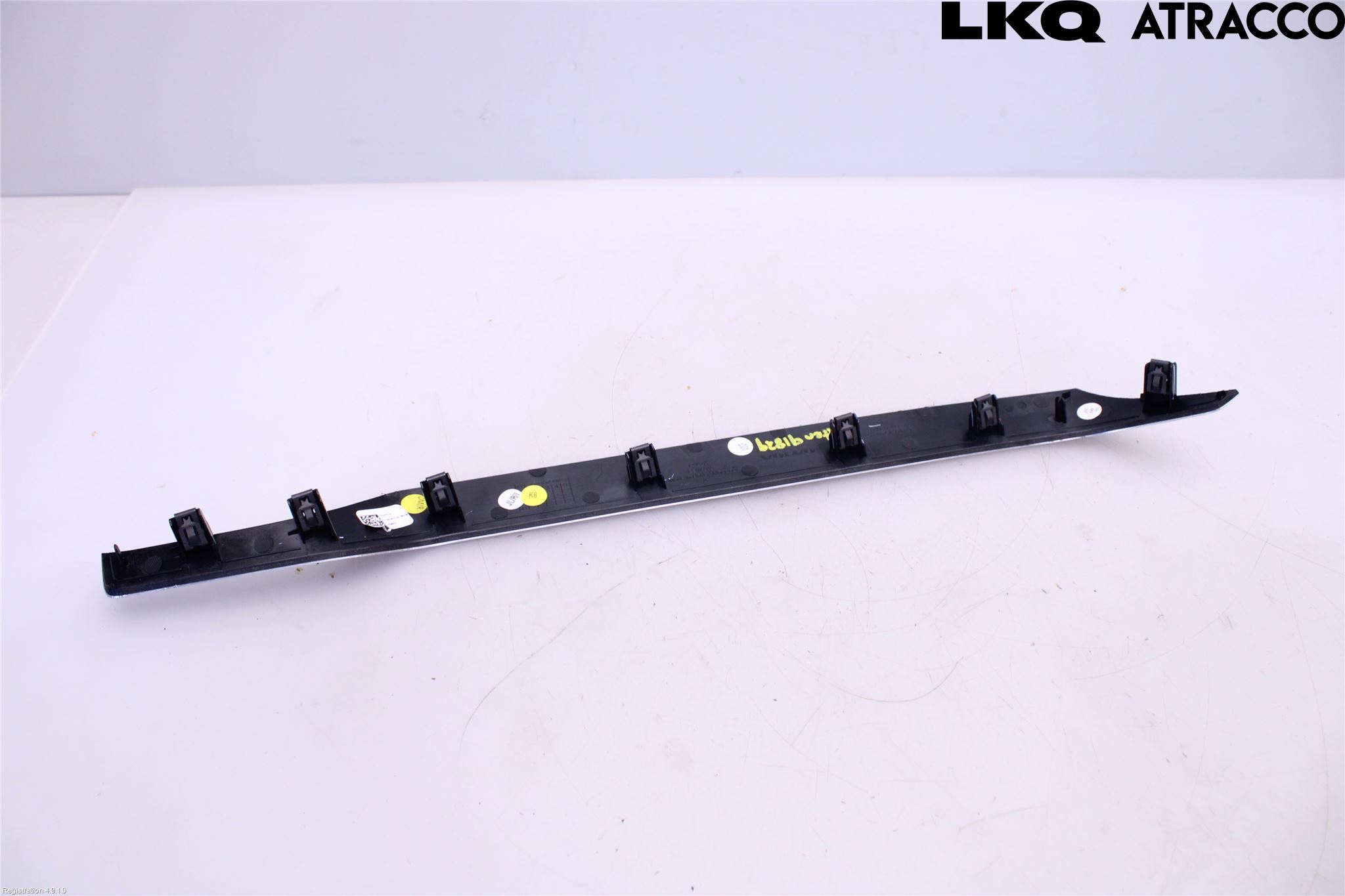 Volvo V60 19- Instrumentbräda Inlägg-Dekorlist