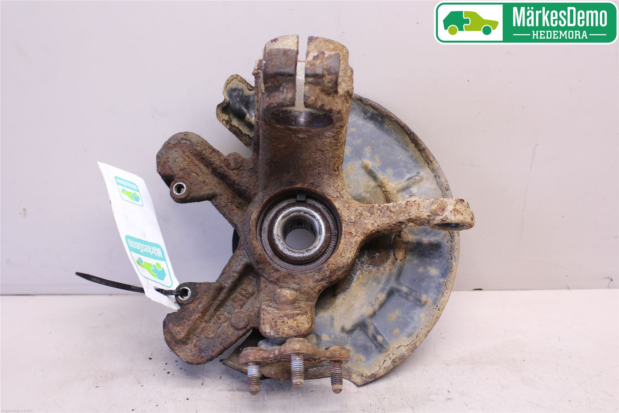 Volkswagen VW POLO 10-17 Styrspindel Lagerhus Hö
