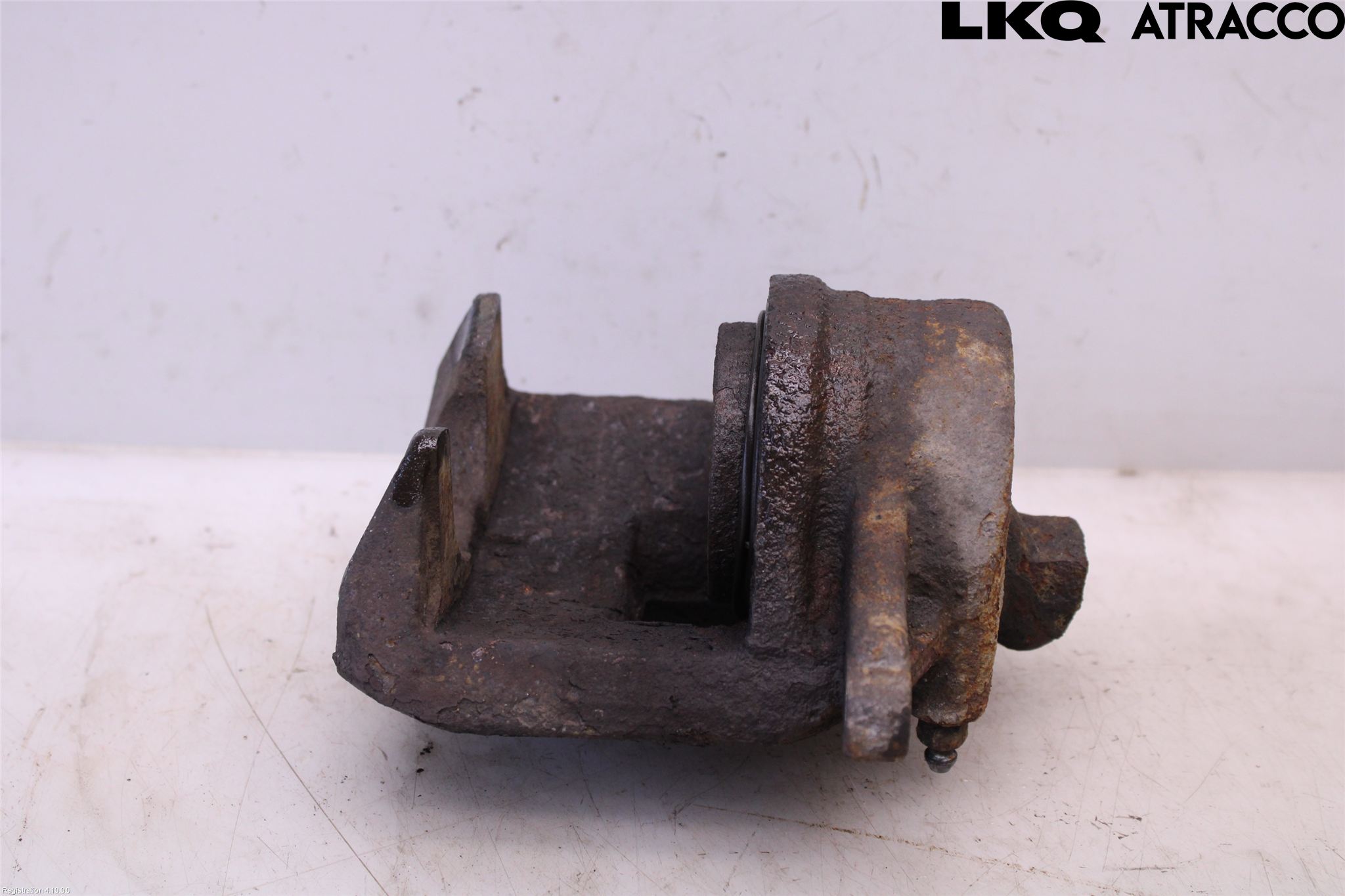 Toyota HI-ACE 06-12 Bromsok Fram Vänster