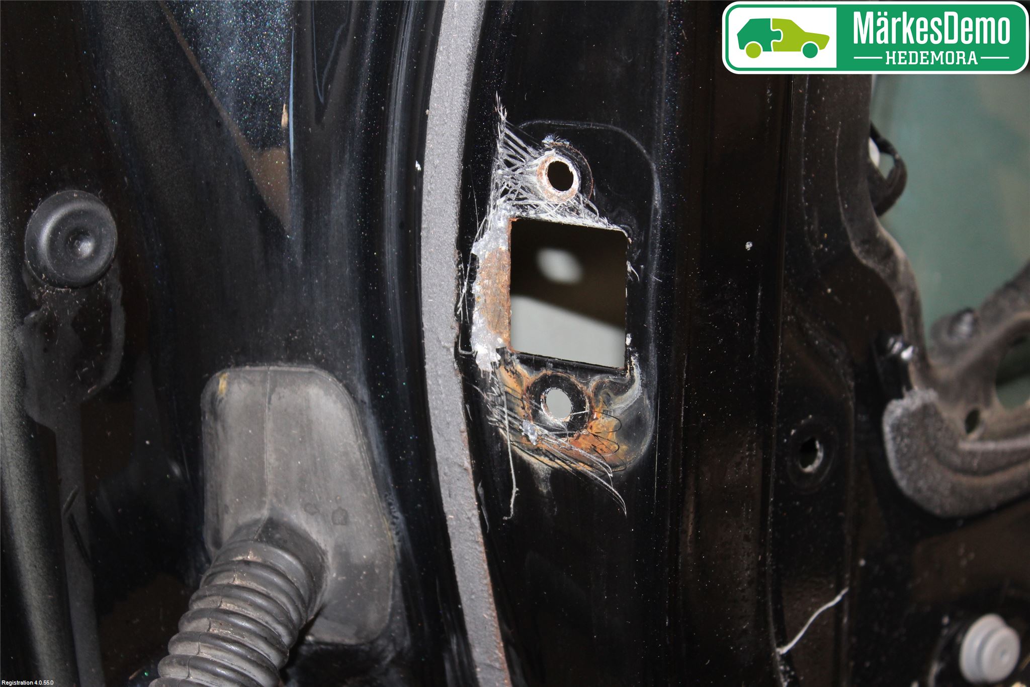 BMW 3 E90/91 SED/TOU 05-12 Dörr Fram Höger