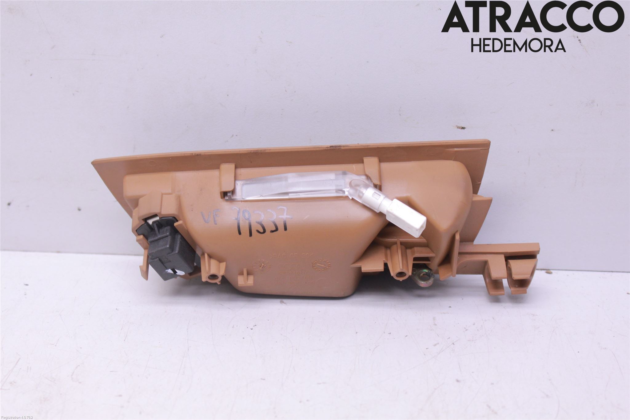 Audi A8/S8 4E  02-09 Dörrhandtag Inre Vä