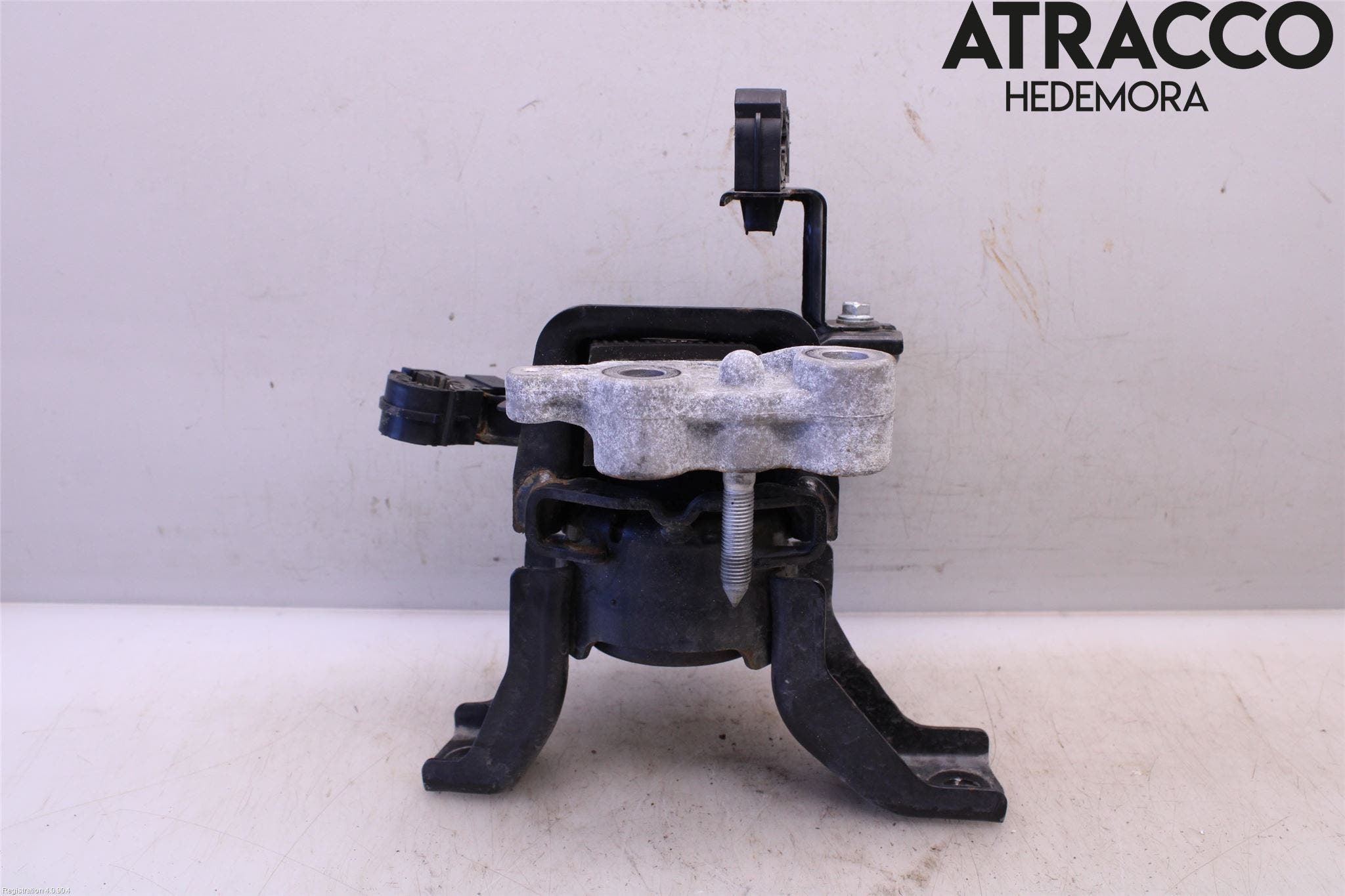 Toyota AURIS 13-19 Motorfäste