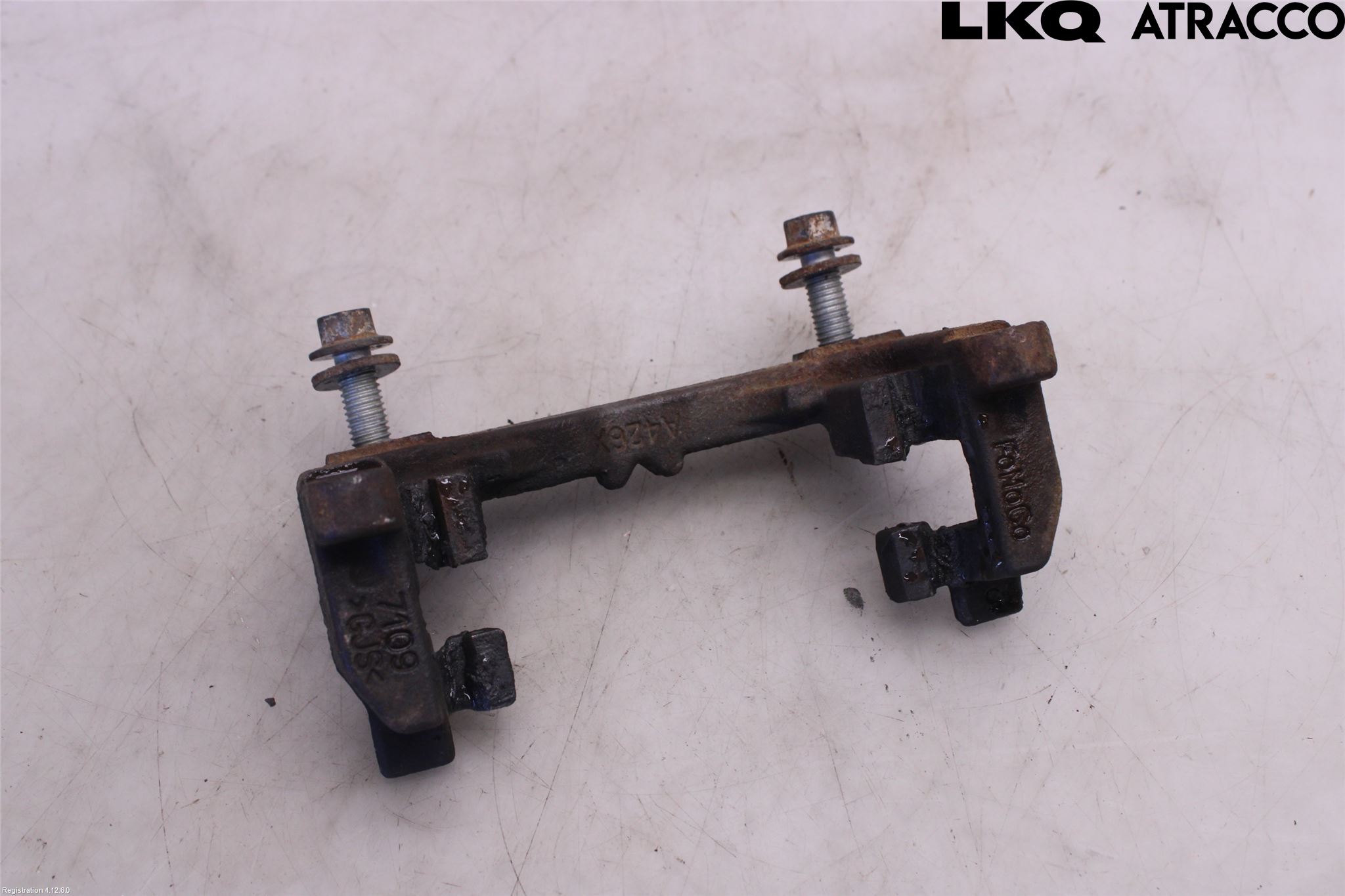 Ford FOCUS 19- Bromsokshållare