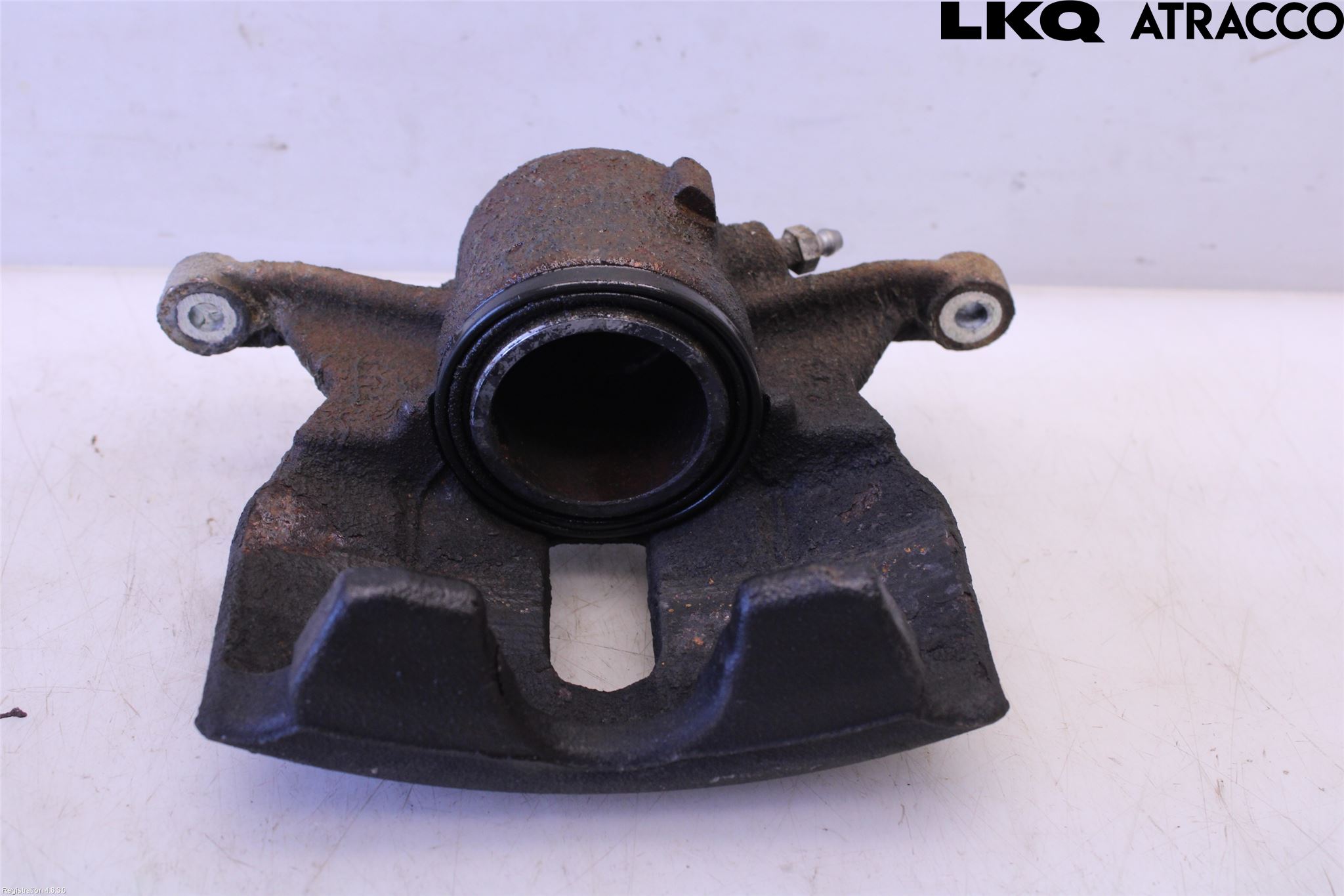 Volkswagen VW TOURAN 16- Bromsok Fram Höger
