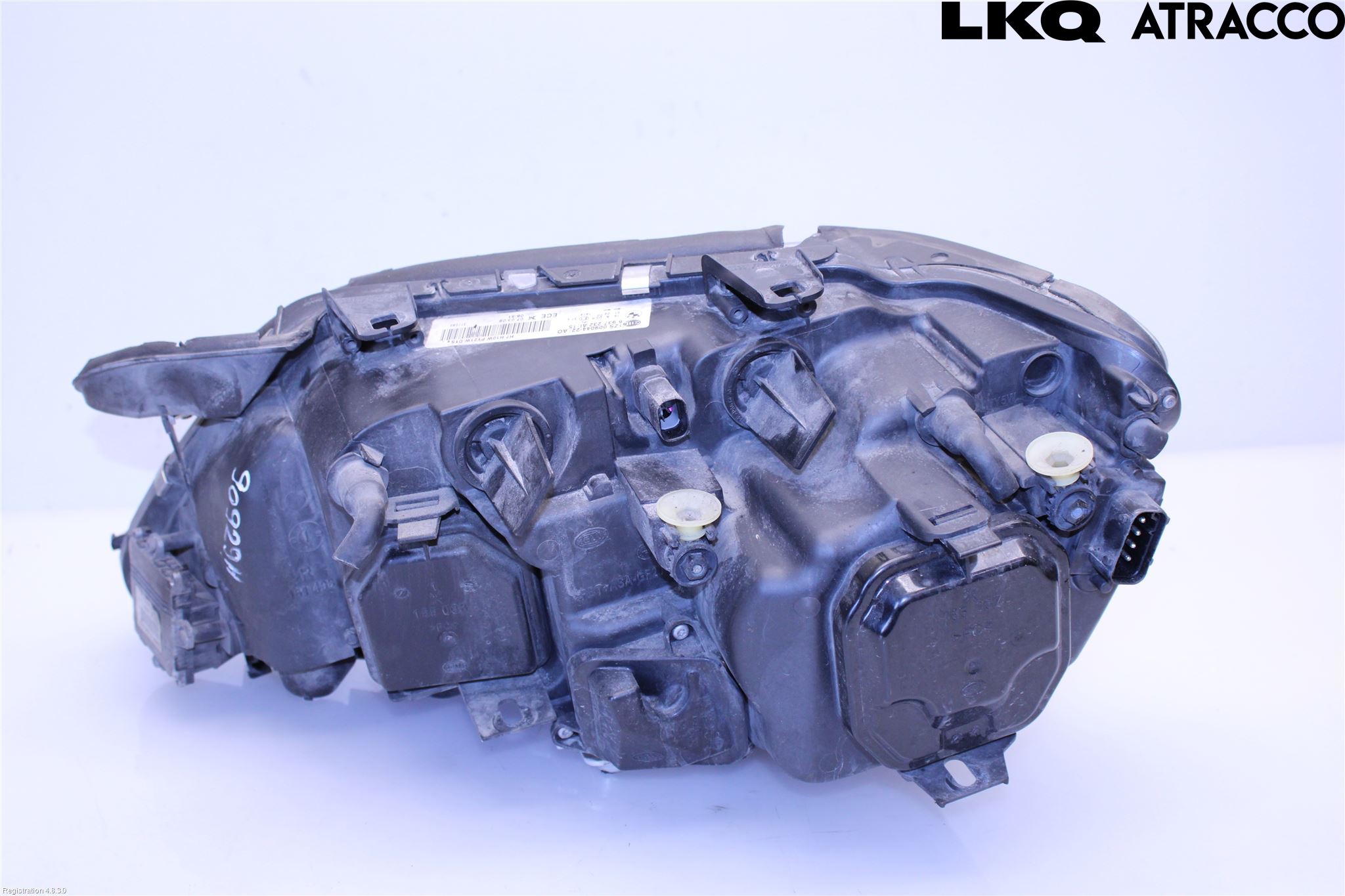 BMW 7 E65/66    00-08 Strålkastare Höger