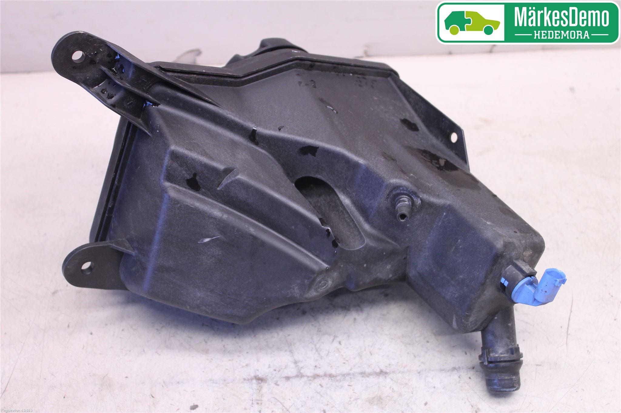 BMW 3 E90/91 SED/TOU 05-12 Expansionstank