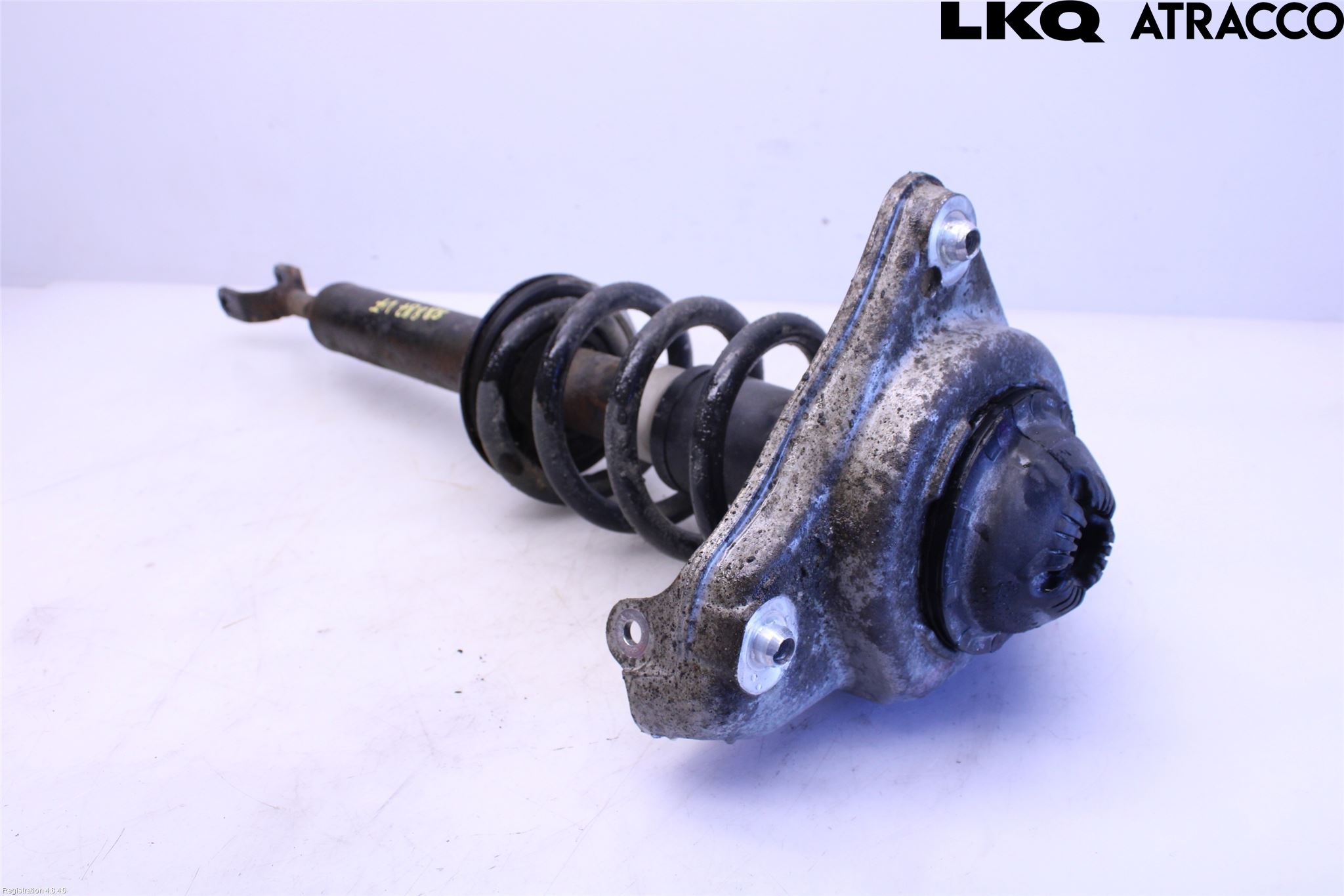 Audi A6/S6     05-11 Fjäderben Fram Vänster