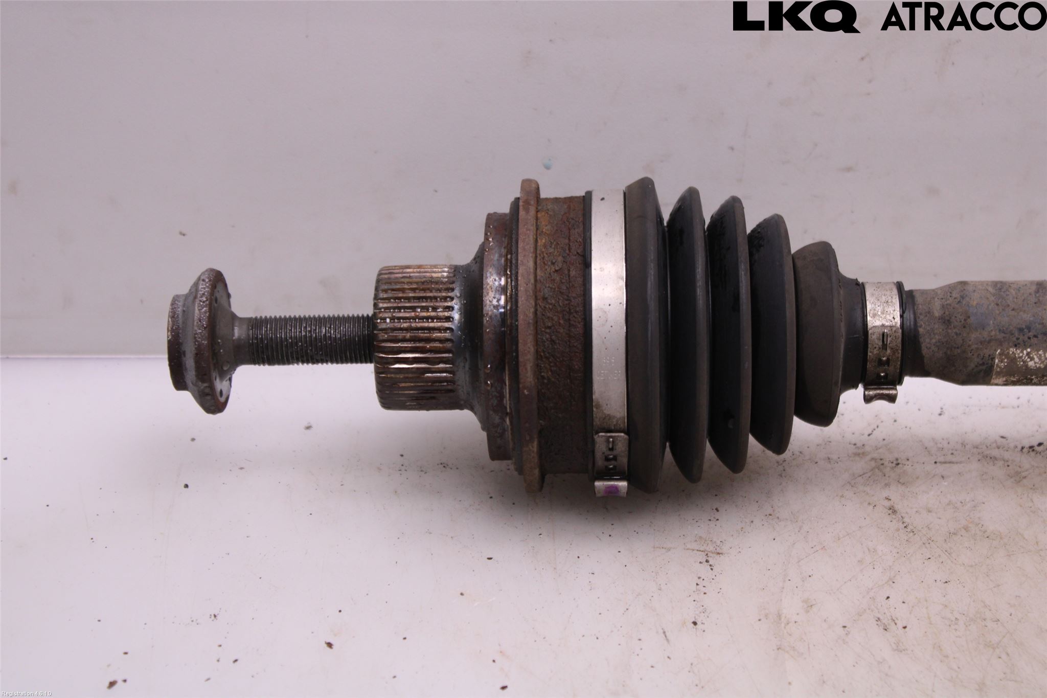 Audi A4/S4 B9 16-19 Drivaxel Fram Vänster