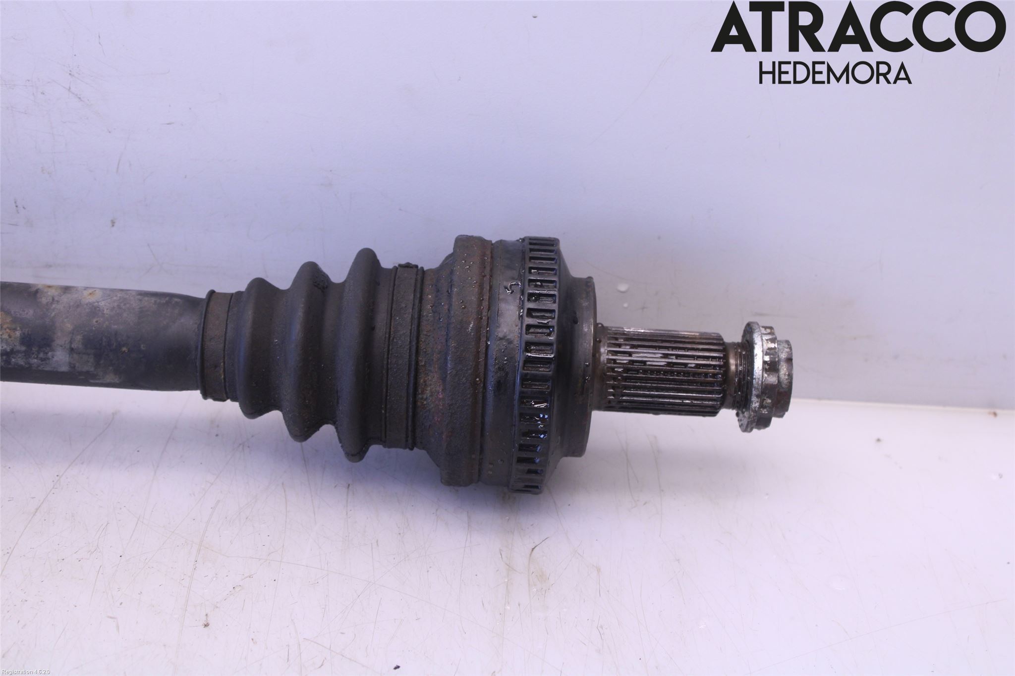 BMW 3 E46      98-05 Drivaxel Bak Vänster