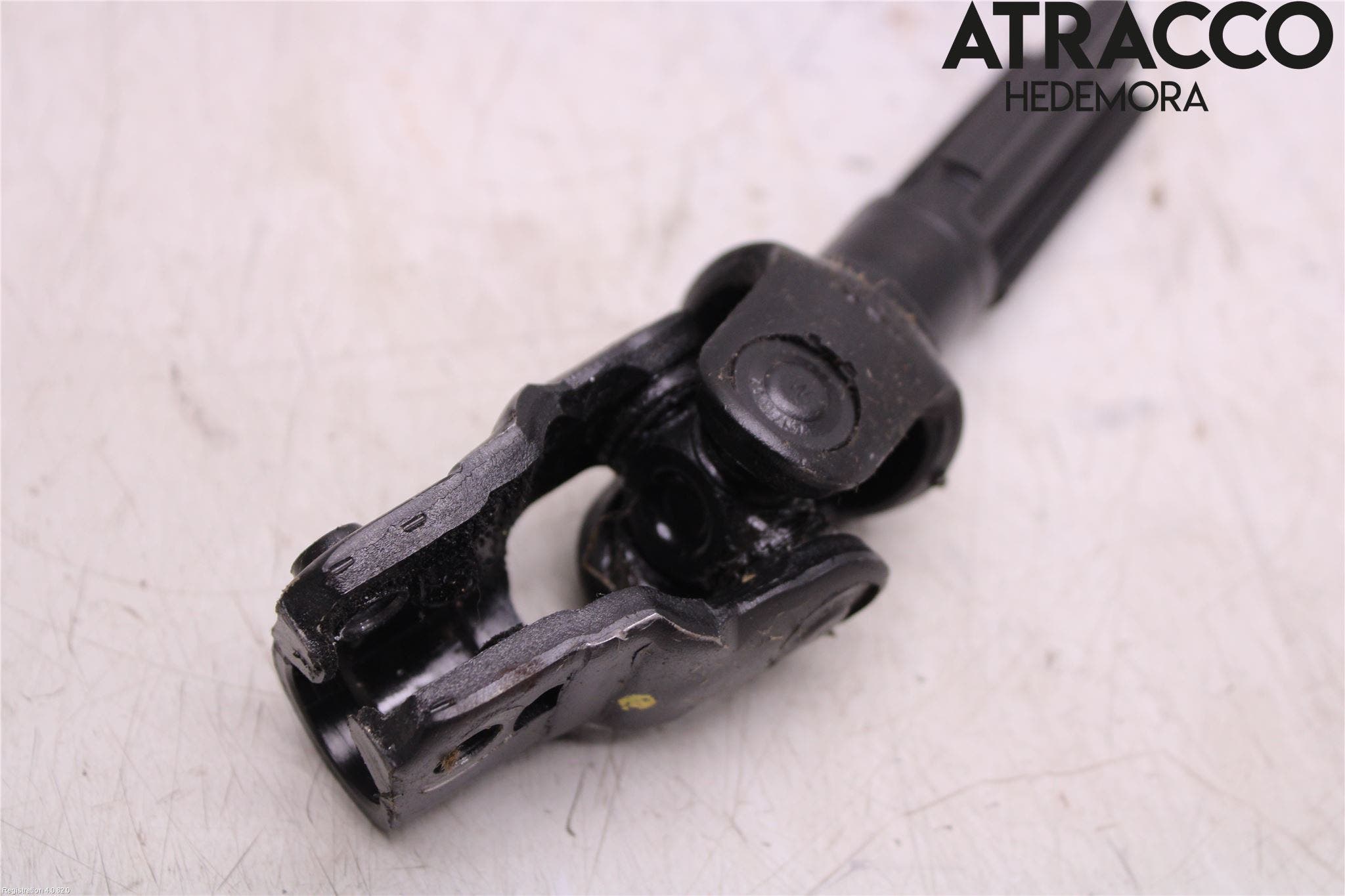 Opel ASTRA J 10-15 Rattaxelknut