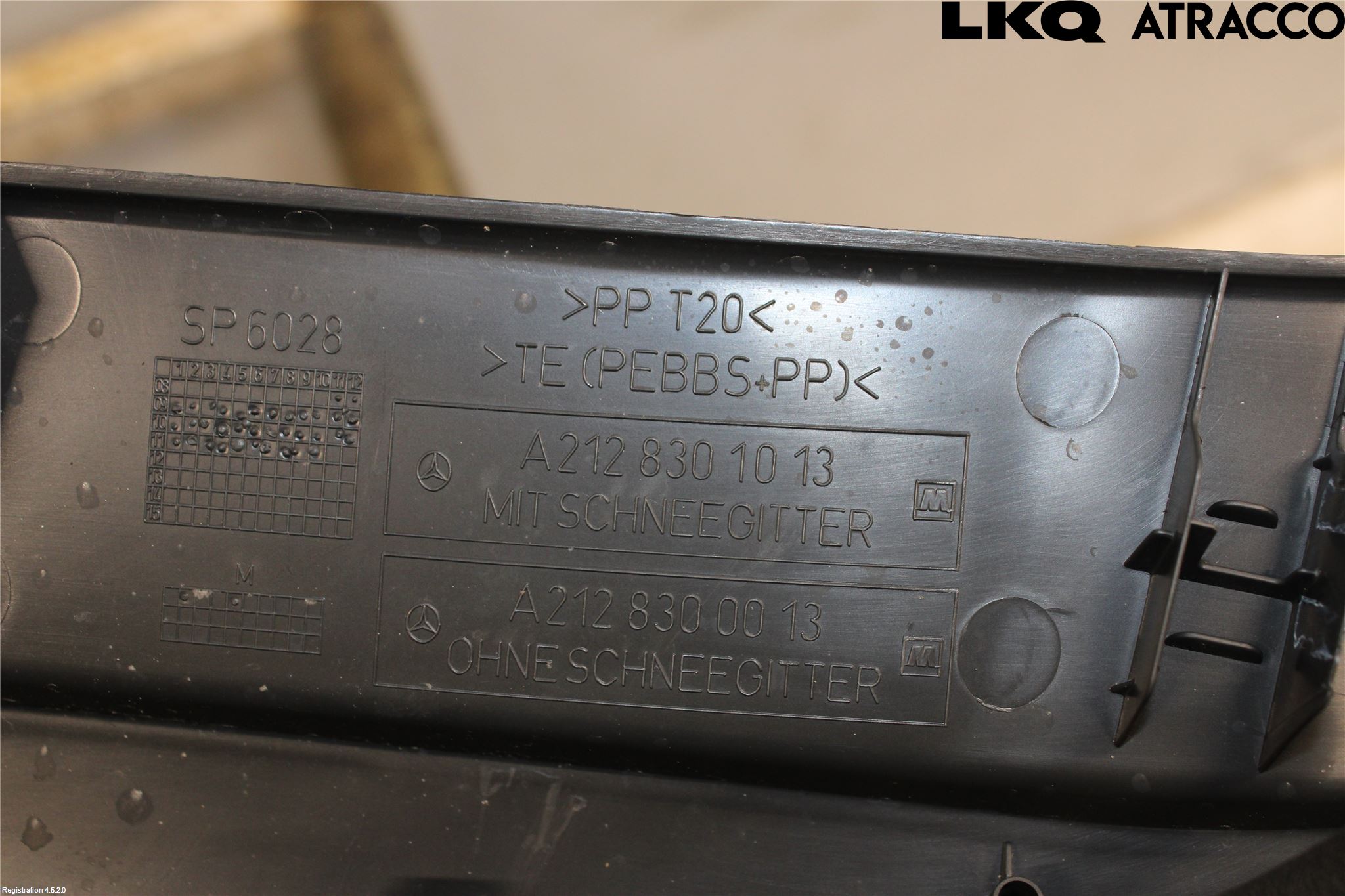 Mercedes-Benz MB E-KLASS (W212) 09-16 Torpedplåt-Torpedplast
