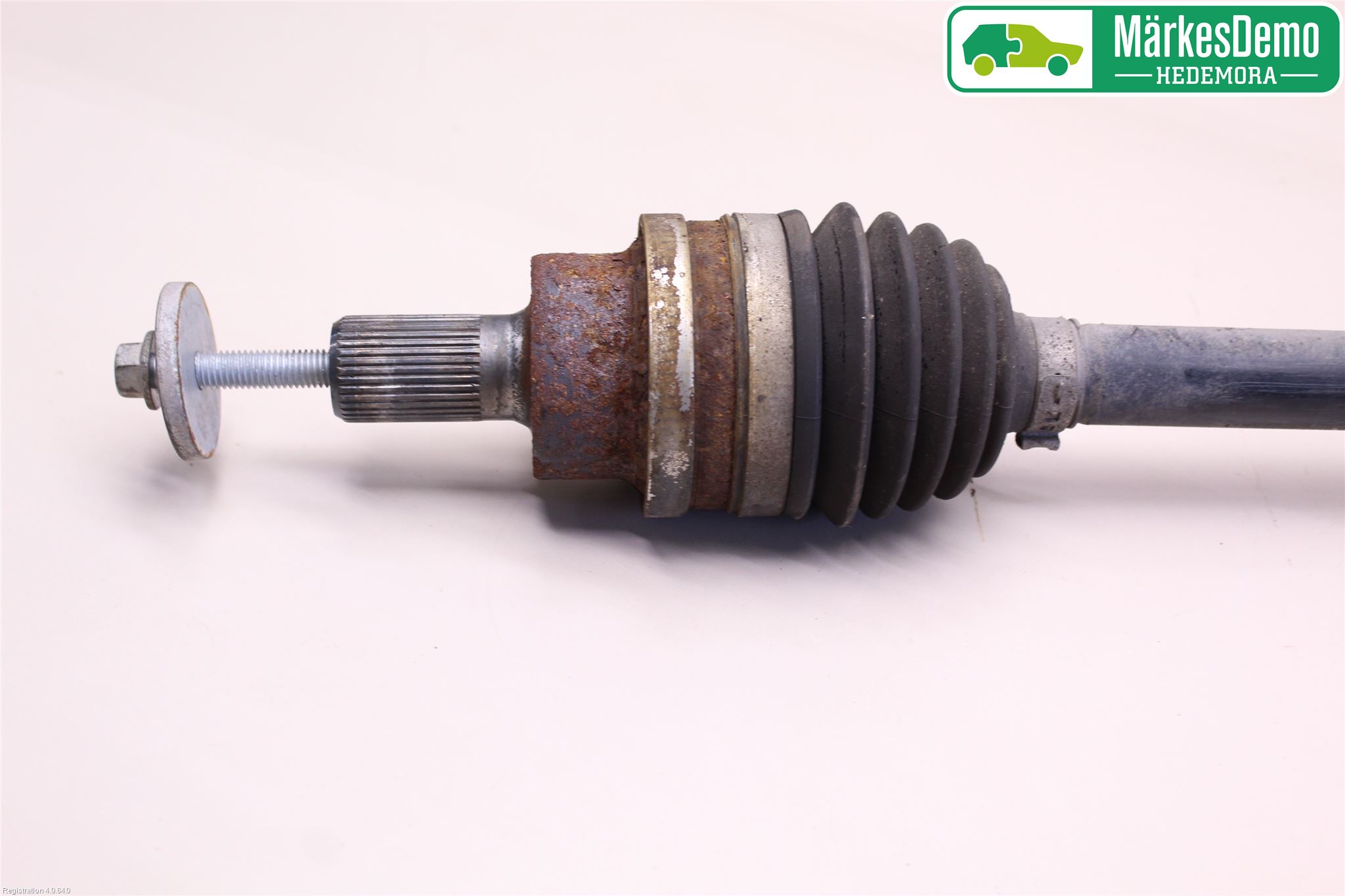 Volvo XC60 14-17 Drivaxel Bak Höger