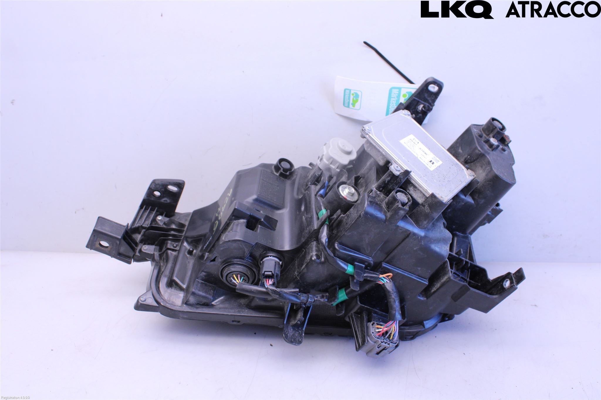 Mazda CX-30 20- Strålkastare Höger