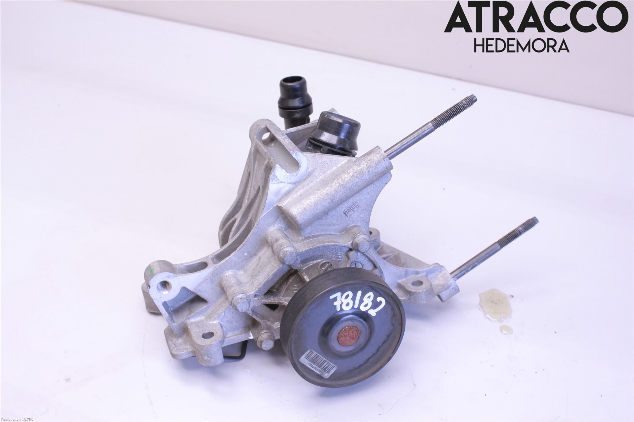 Toyota AVENSIS 16-18 Vattenpump