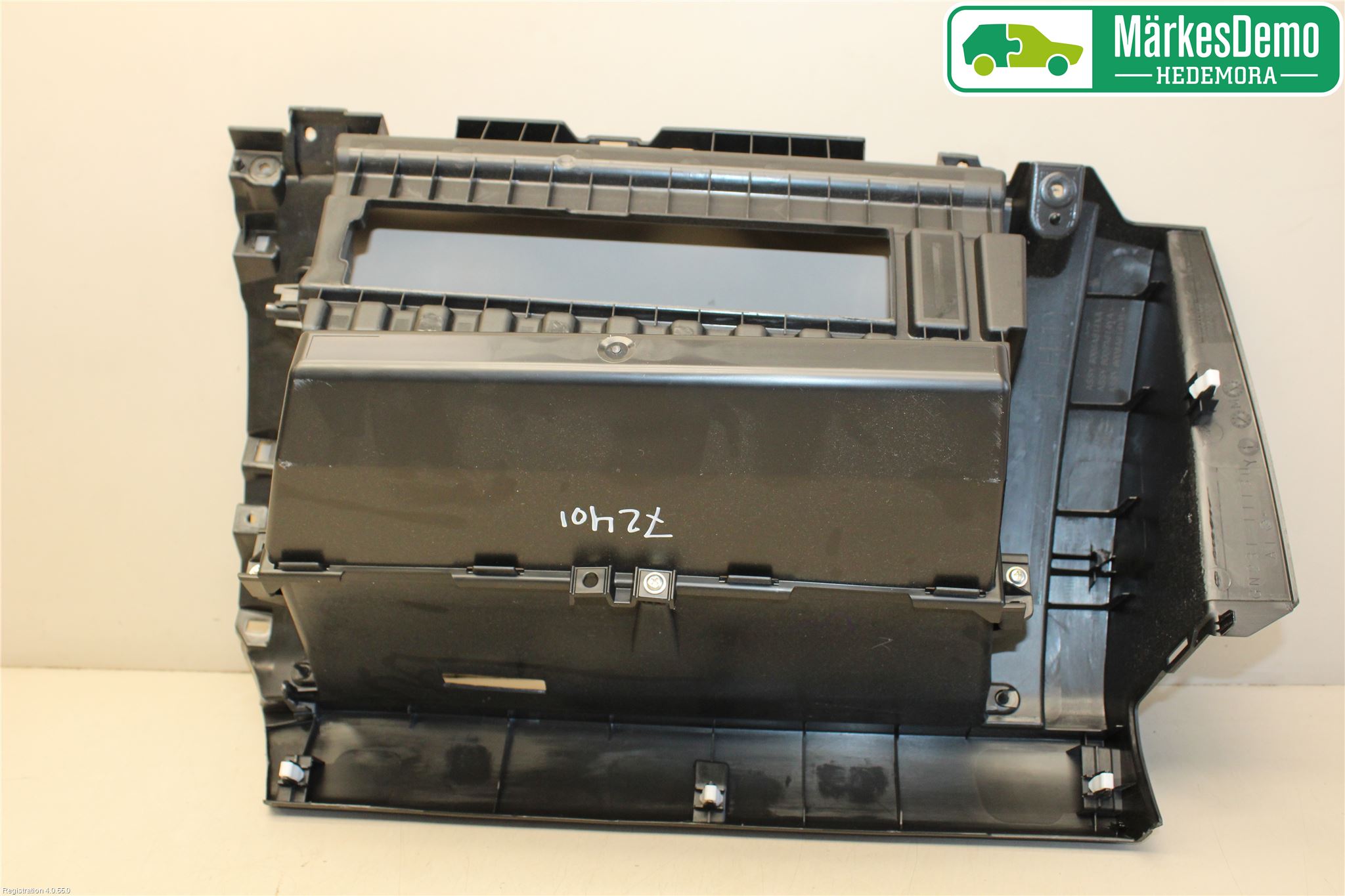 Mitsubishi OUTLANDER 13-21 Handskfack Insats