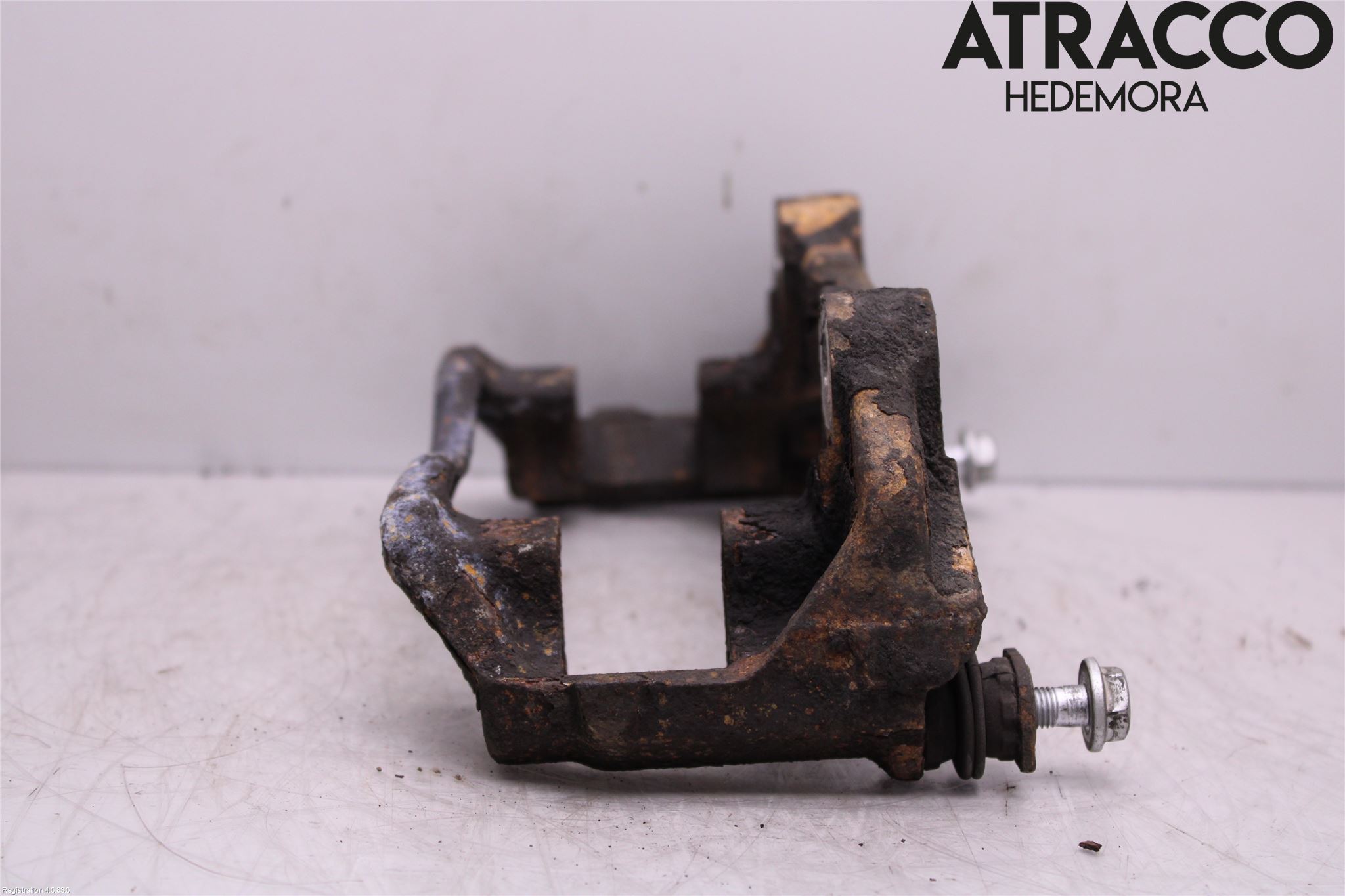 Opel VIVARO 01-14 Bromsokshållare