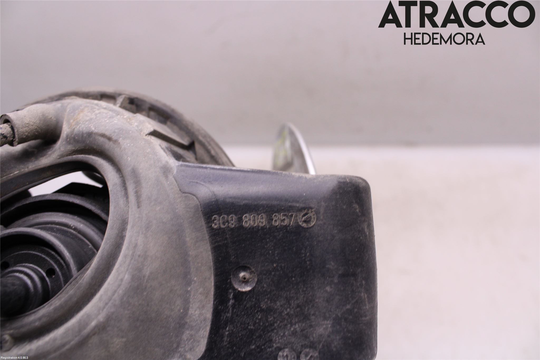 Volkswagen VW PASSAT 05-11 Tanklucka