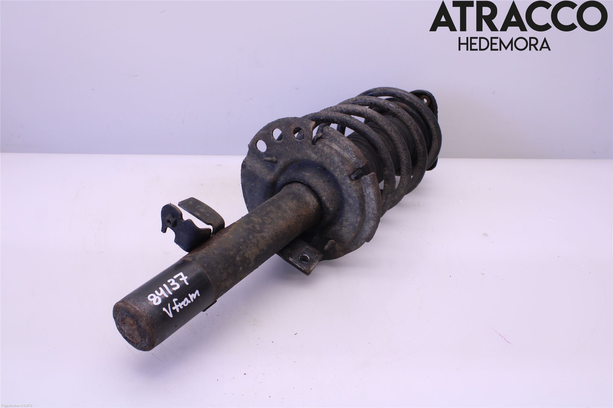 Ford FOCUS 15-18 Fjäderben Fram Vänster