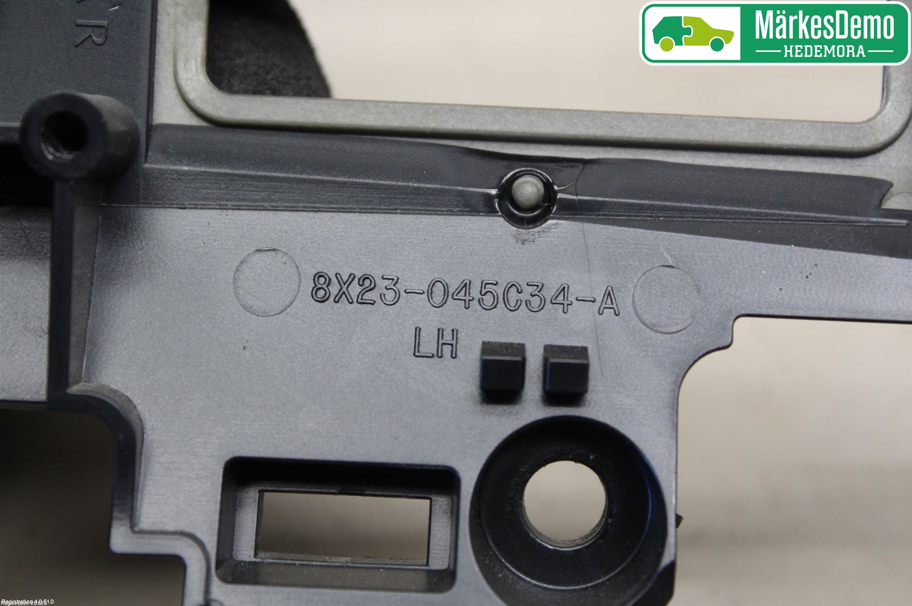 Jaguar XF 08-15 Instrument-Radio Sarg