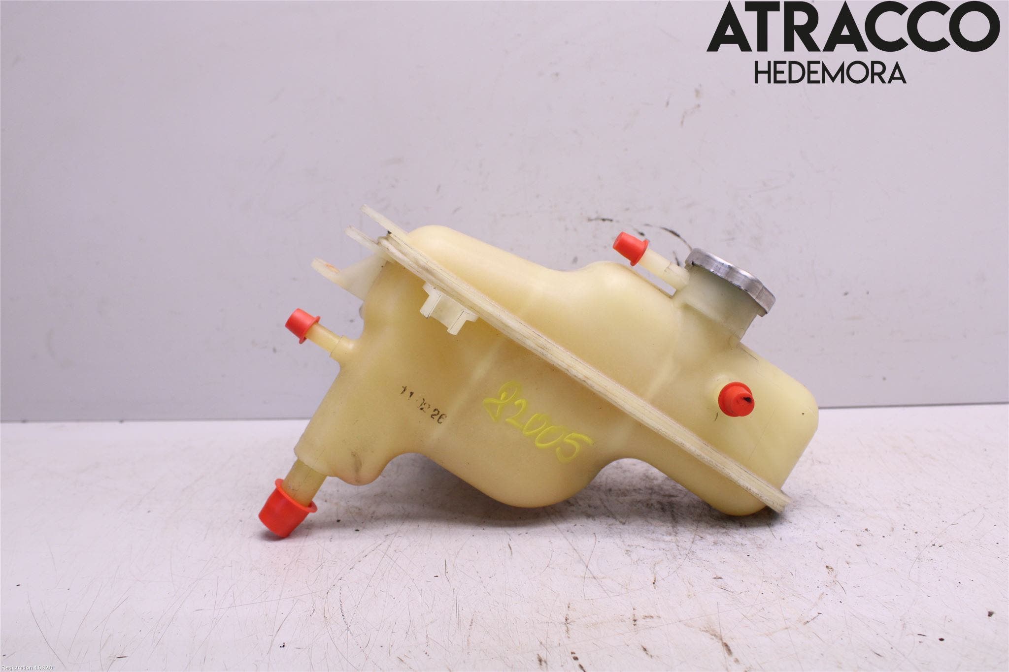 Mitsubishi OUTLANDER 07-12 Expansionstank