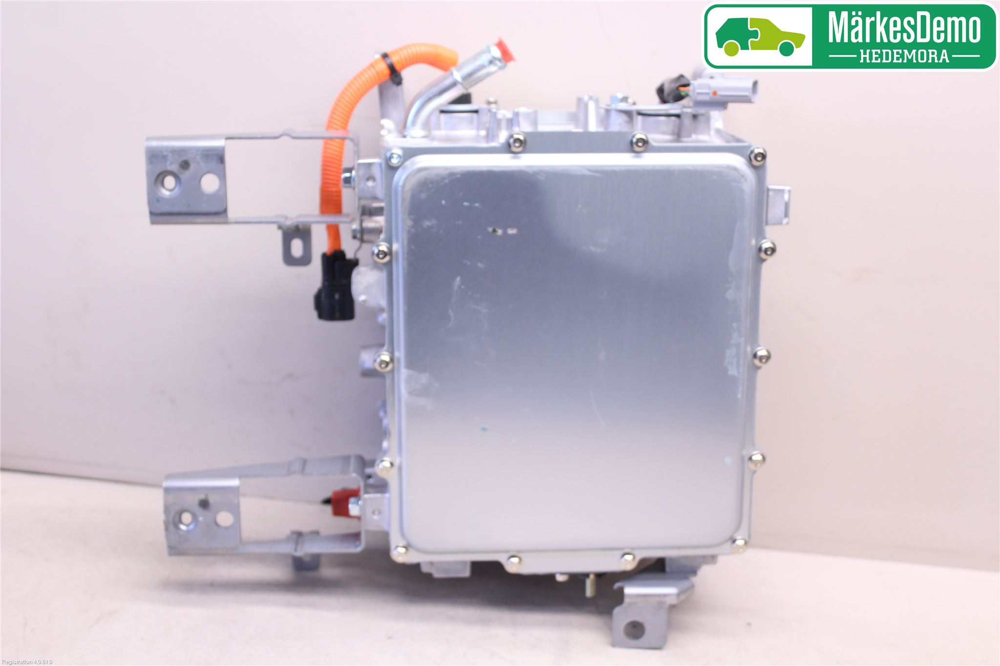 Mitsubishi OUTLANDER 13-21 Batteriladdare Högspänning