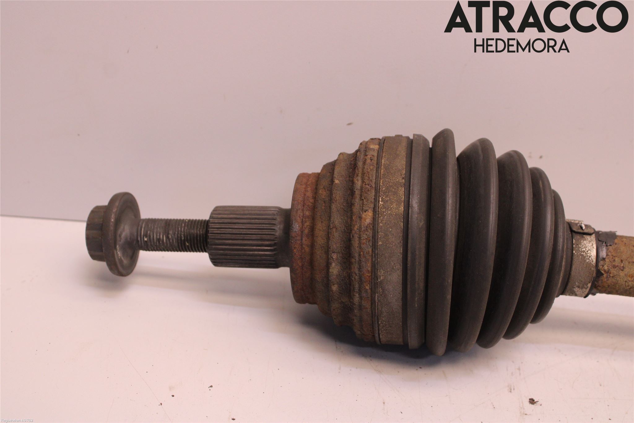 Skoda YETI Drivaxel Fram Vänster