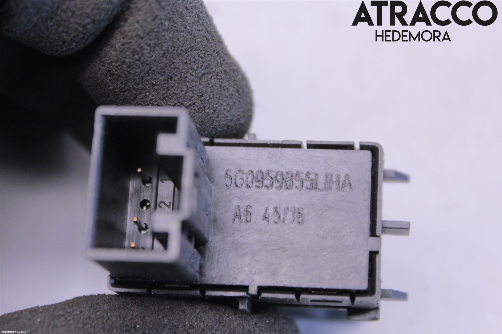 Skoda SUPERB 16-24 Strömställare Elhiss