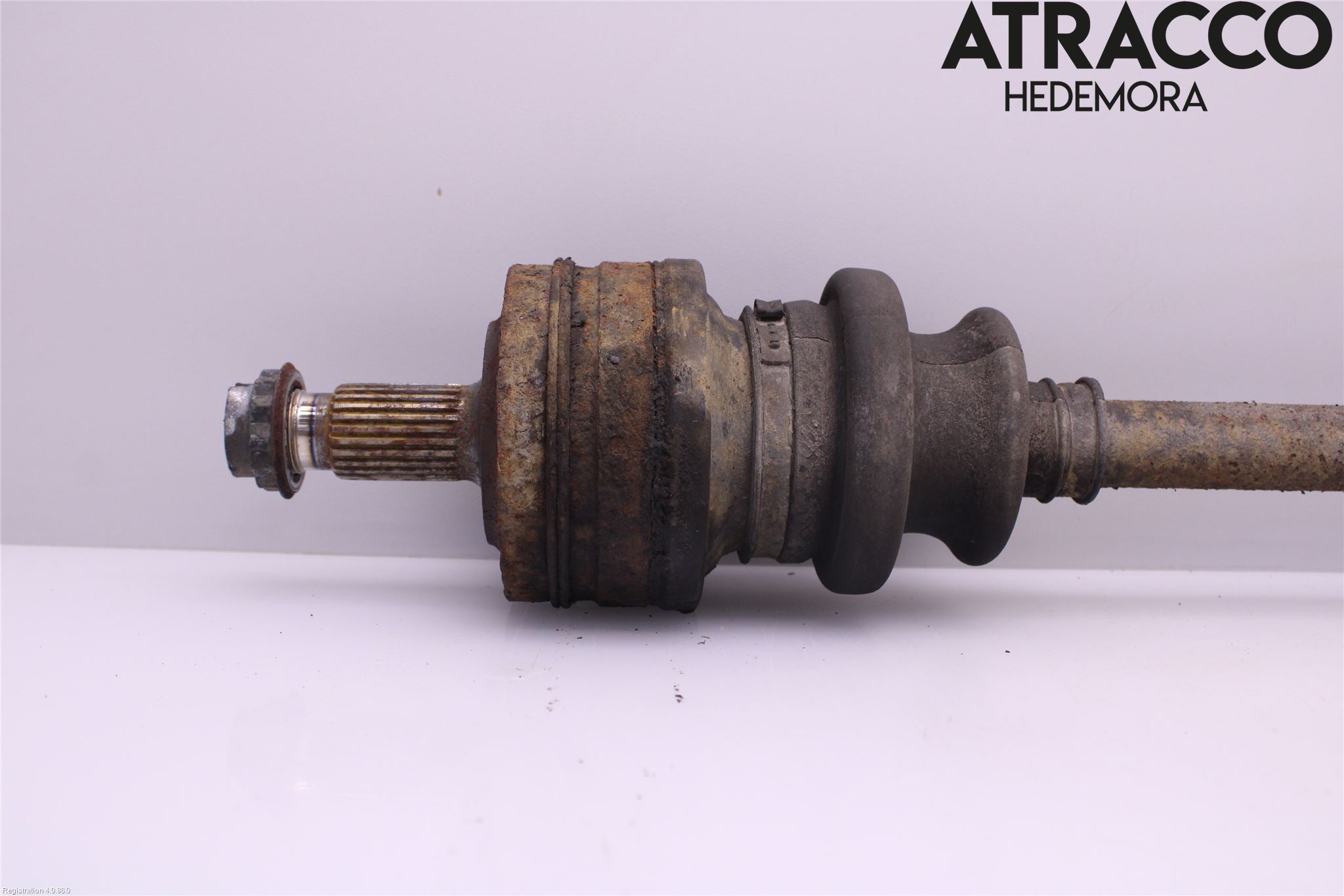 Mercedes-Benz MB 200-500  (W124) 86-96 Drivaxel Bak Höger