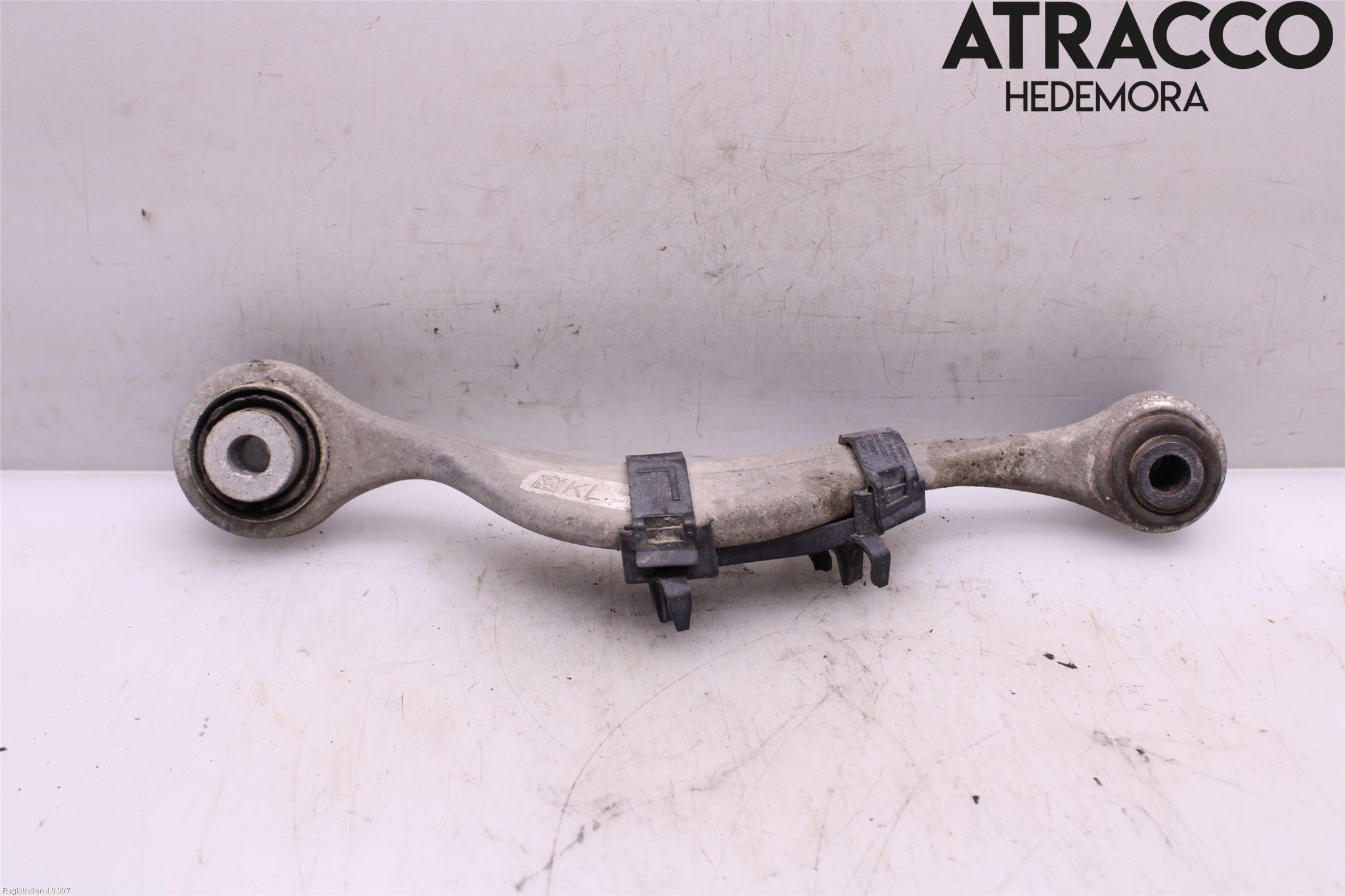 BMW 5 G30/G31/F90 17-23 Bärarm Bak Övre Vänster