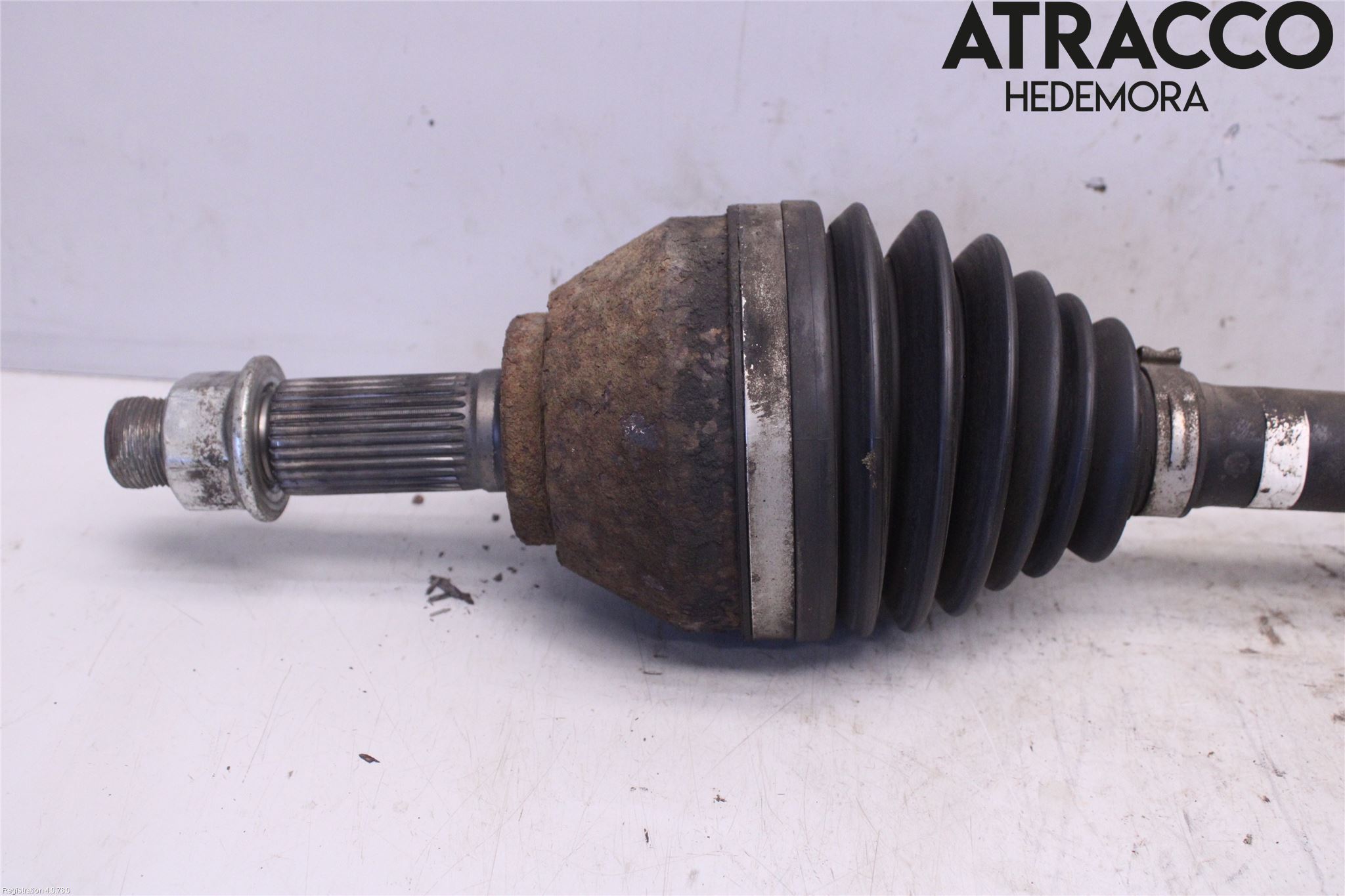 Nissan QASHQAI 10-14 Drivaxel Fram Höger