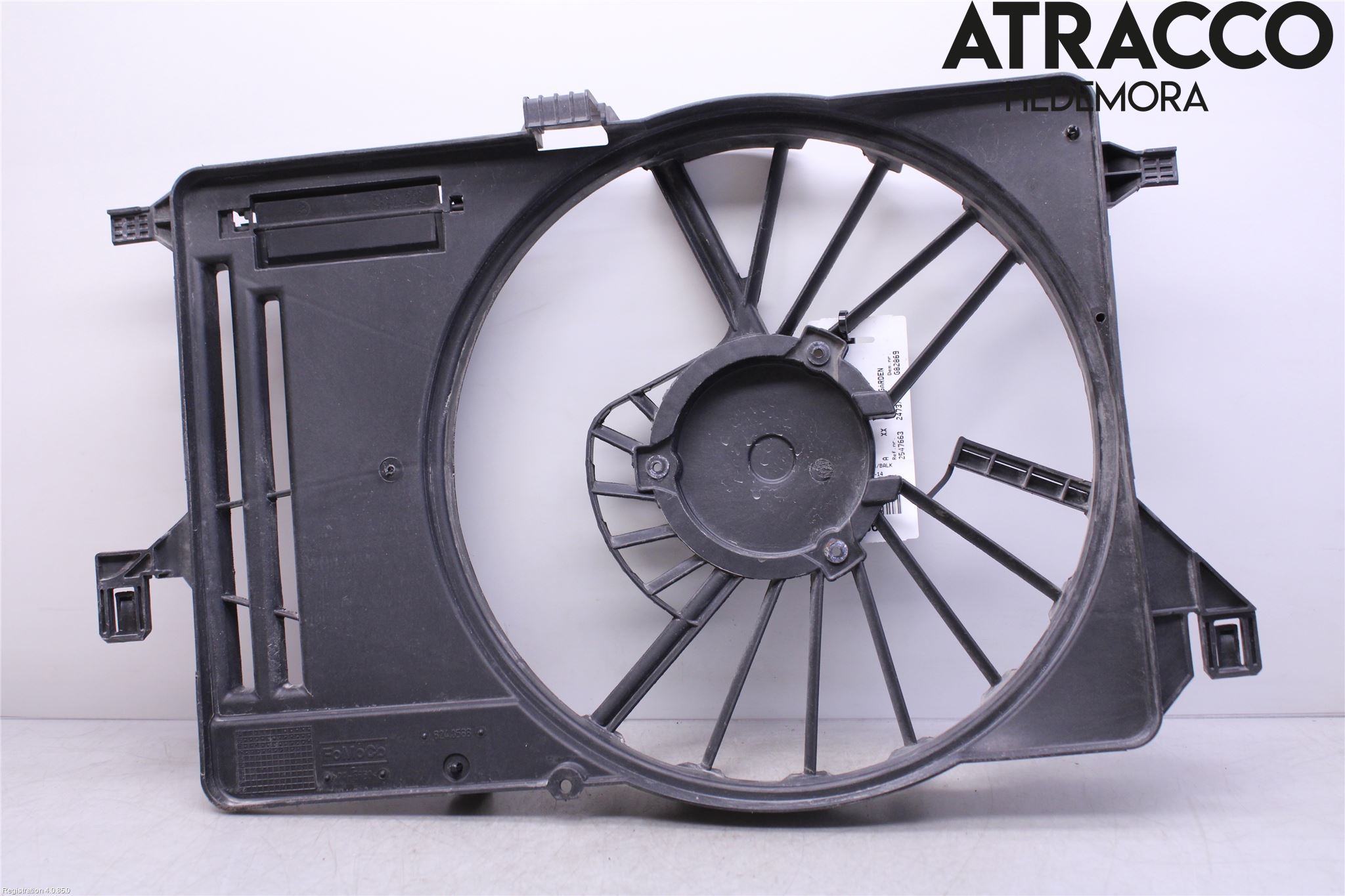 Ford FOCUS 11-14 Kylarfäste-Ram-Balk