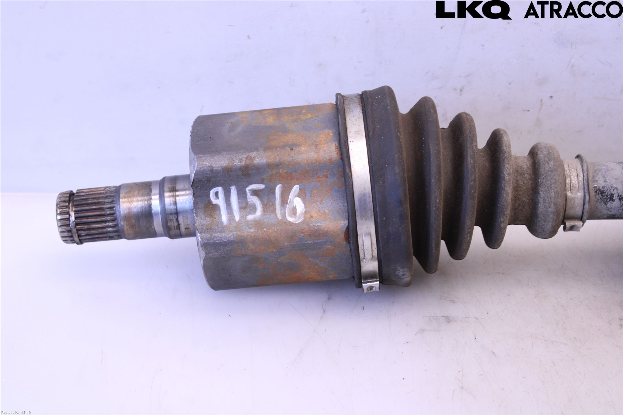 Volvo XC70 01-04 Drivaxel Fram Vänster