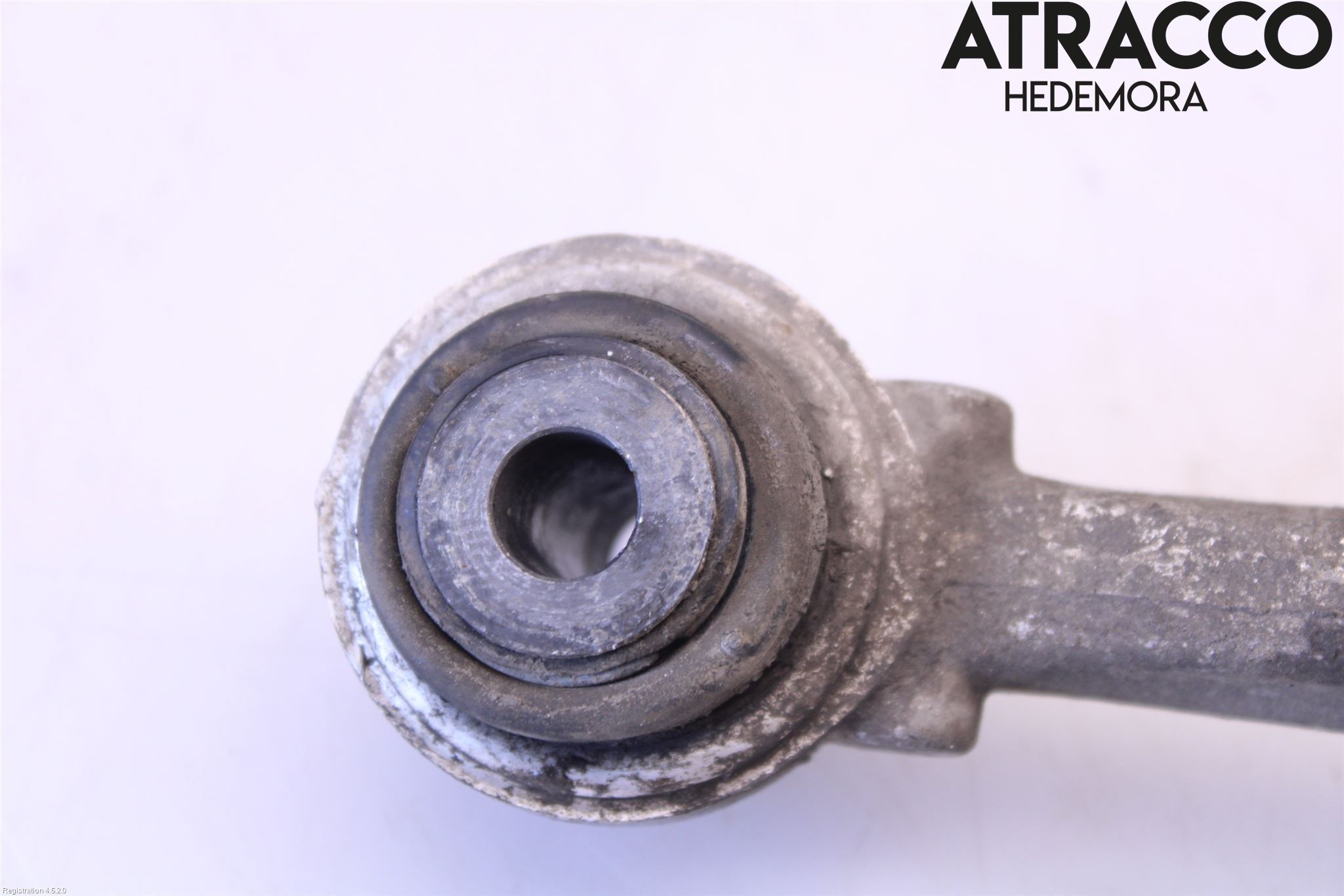 BMW 2 F22/F23/F87 Coupé/Cab 13-21 Bärarm Bak Höger