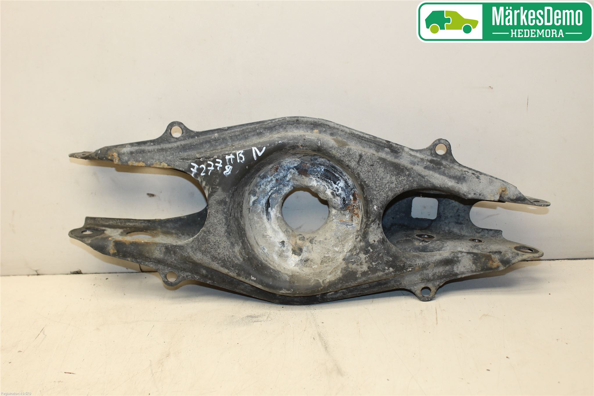 Mercedes-Benz MB E-KLASS (W212) 09-16 Bärarm Bak Höger