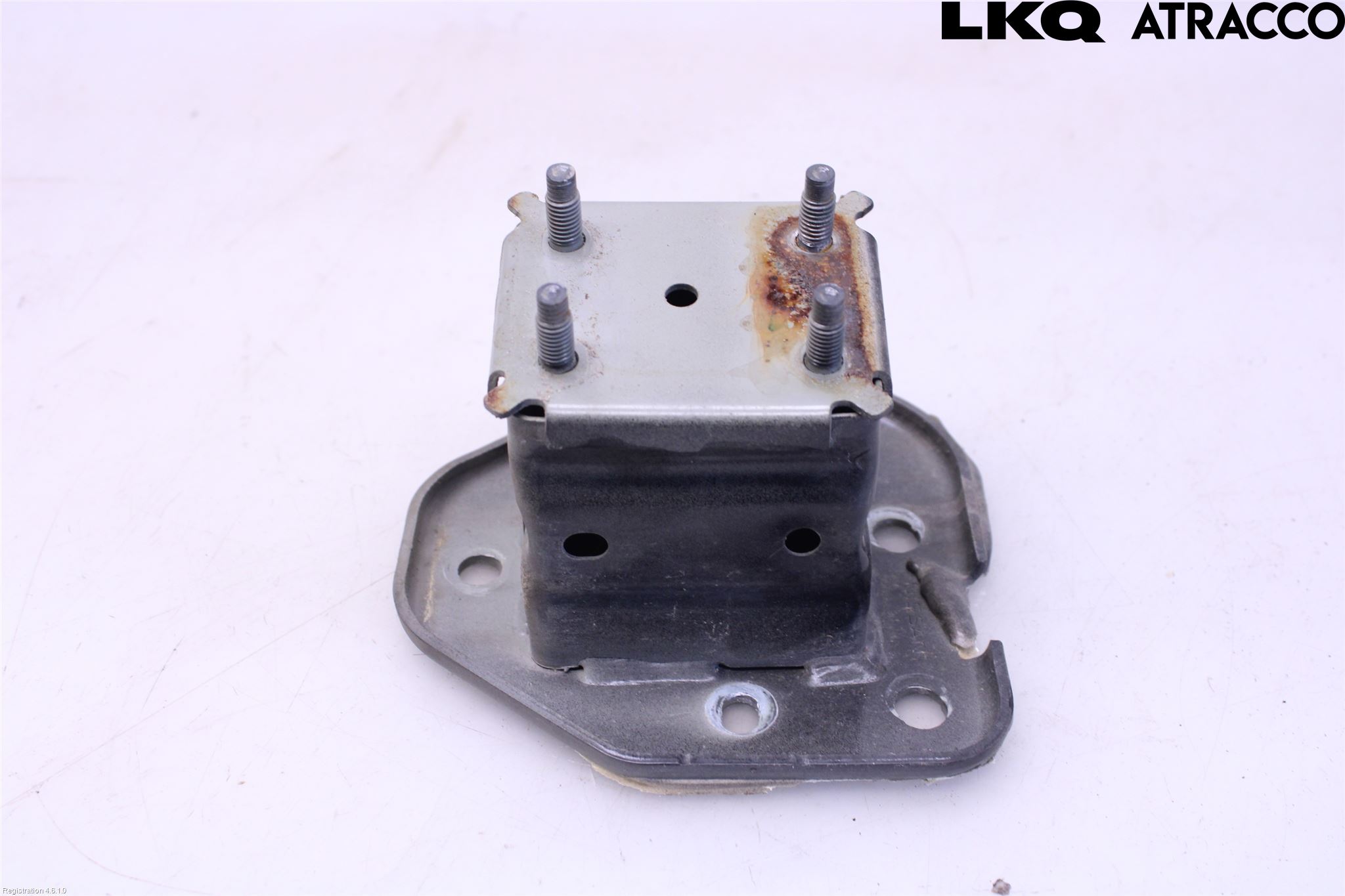 Nissan QASHQAI 14-17 Stötfångarfäste Bak Hö