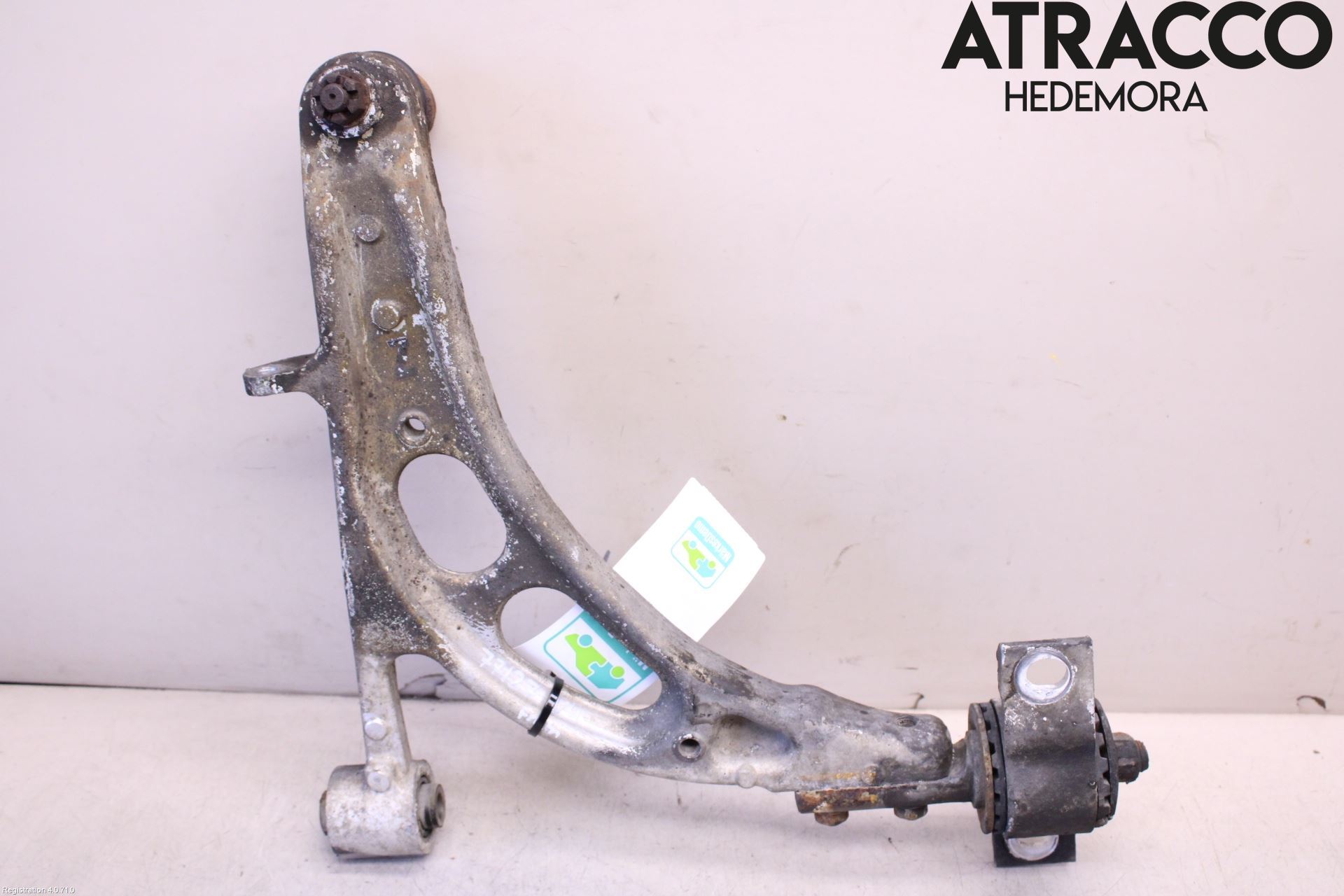 Subaru IMPREZA II  03-05 Bärarm Fram Undre Vä