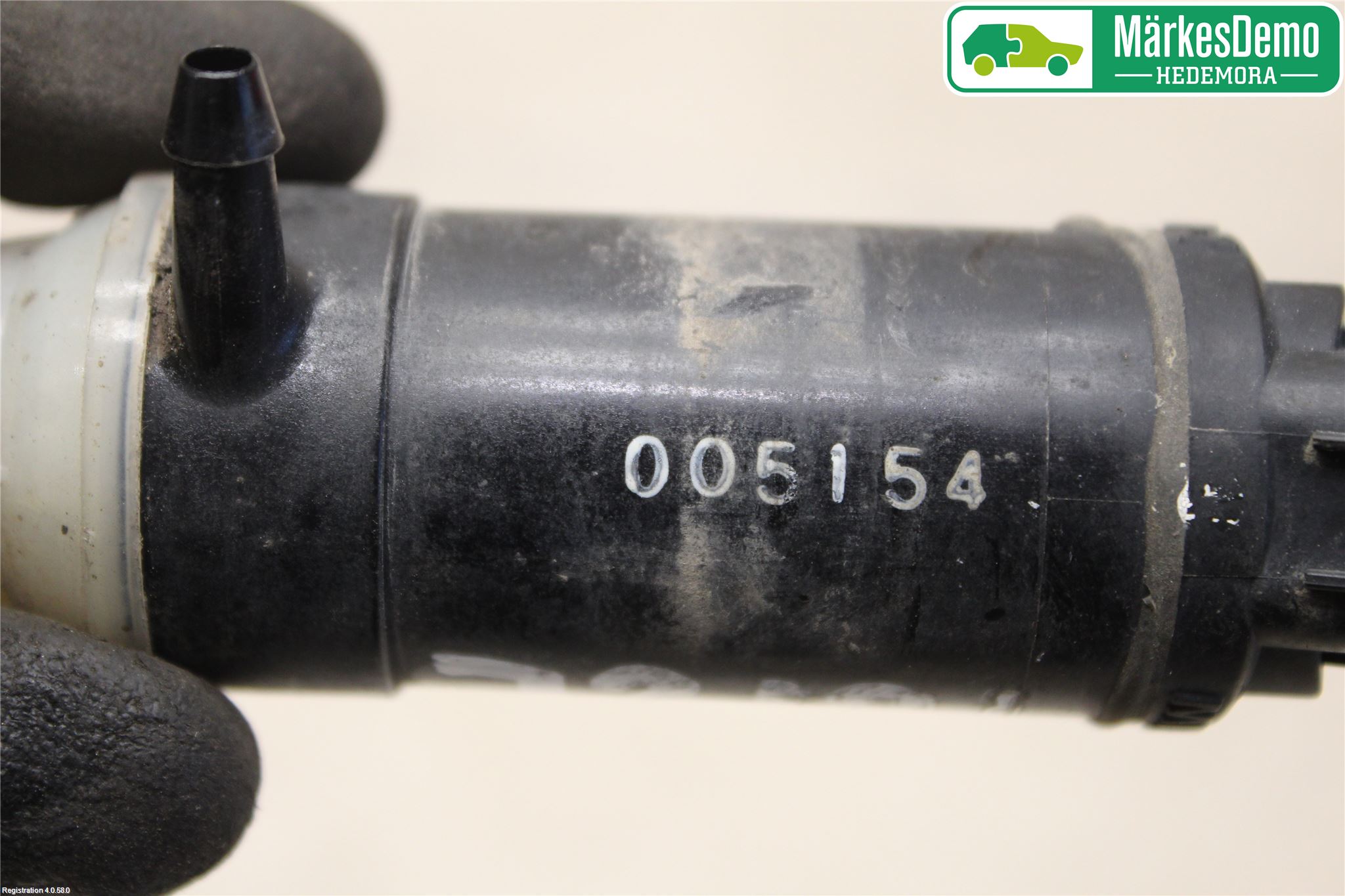 Subaru OUTBACK 10-15 Spolarpump Vindruta