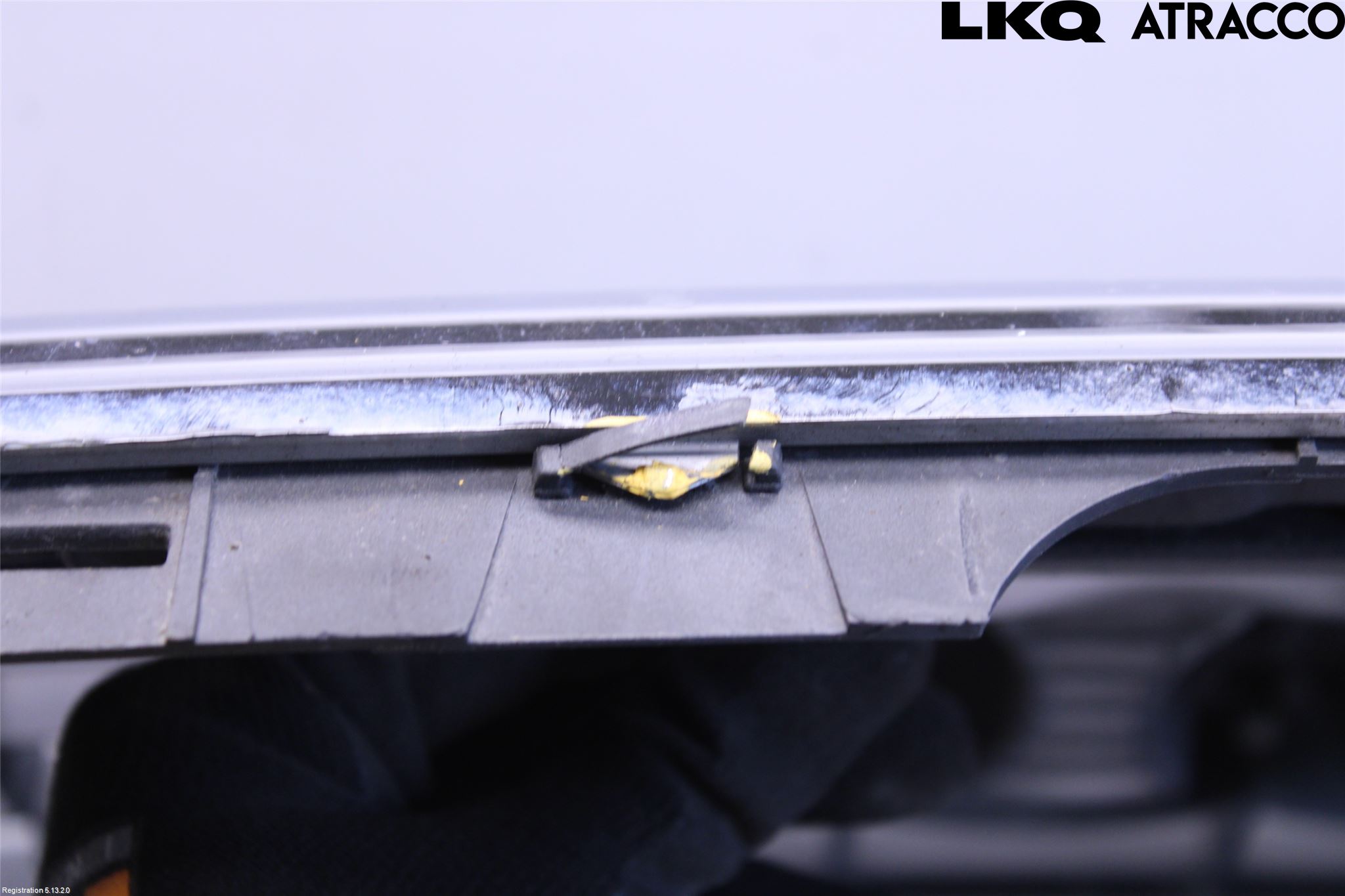 Audi A6/S6     05-11 Grill Komp