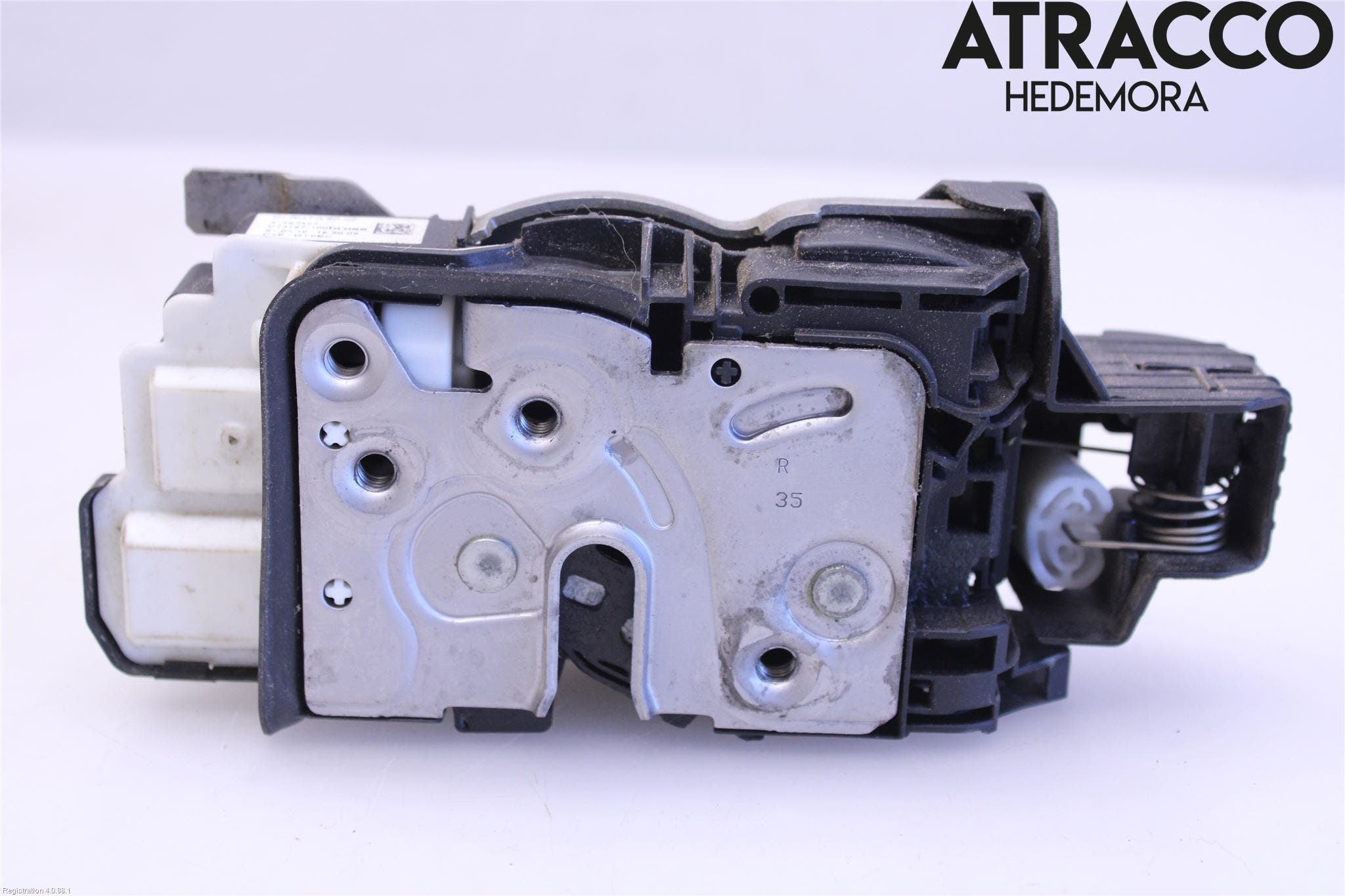 Volvo V90 17->> Låskista-Dörrlås