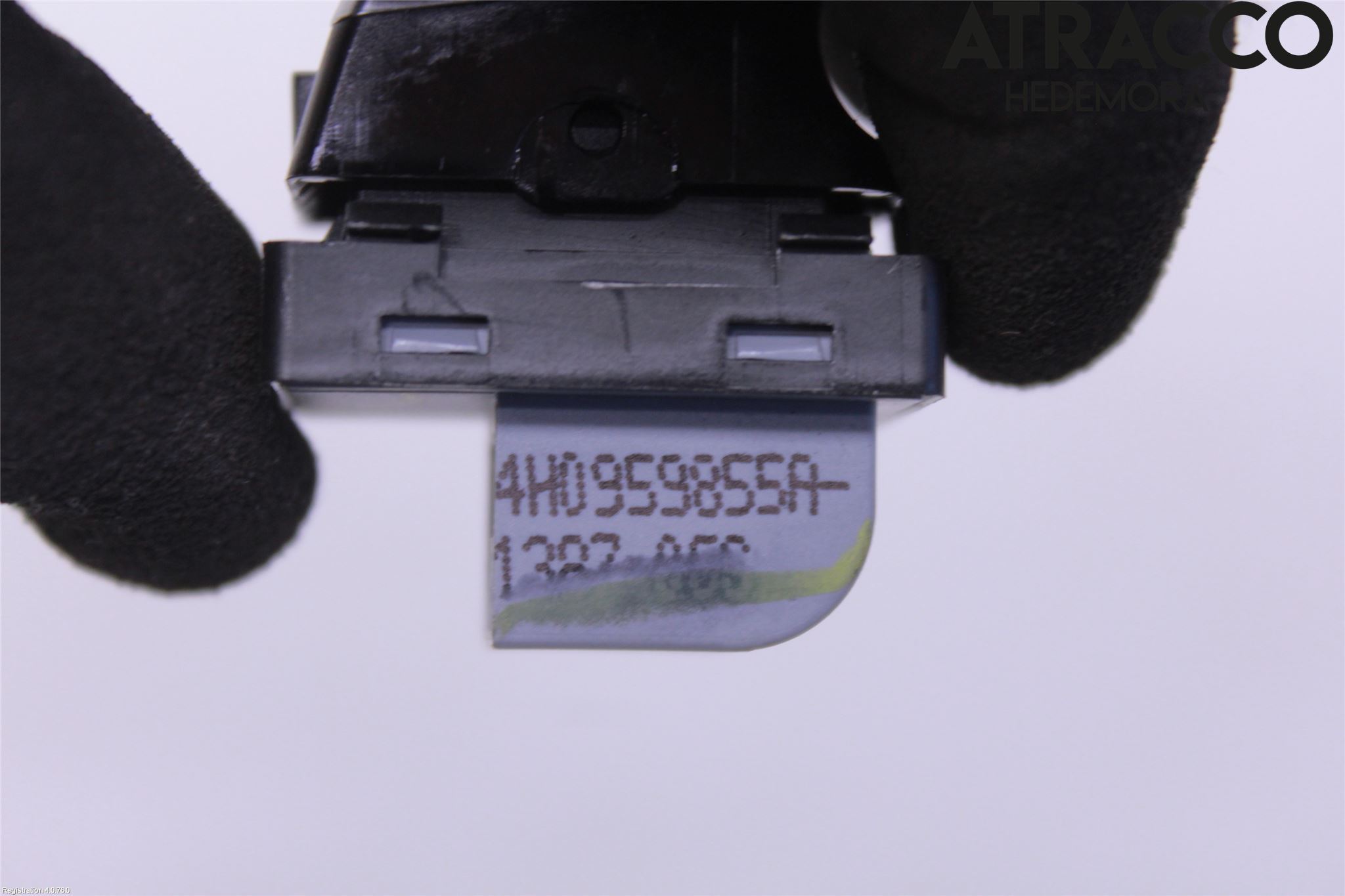 Audi Q3 8U 12-18 Strömställare Elhiss