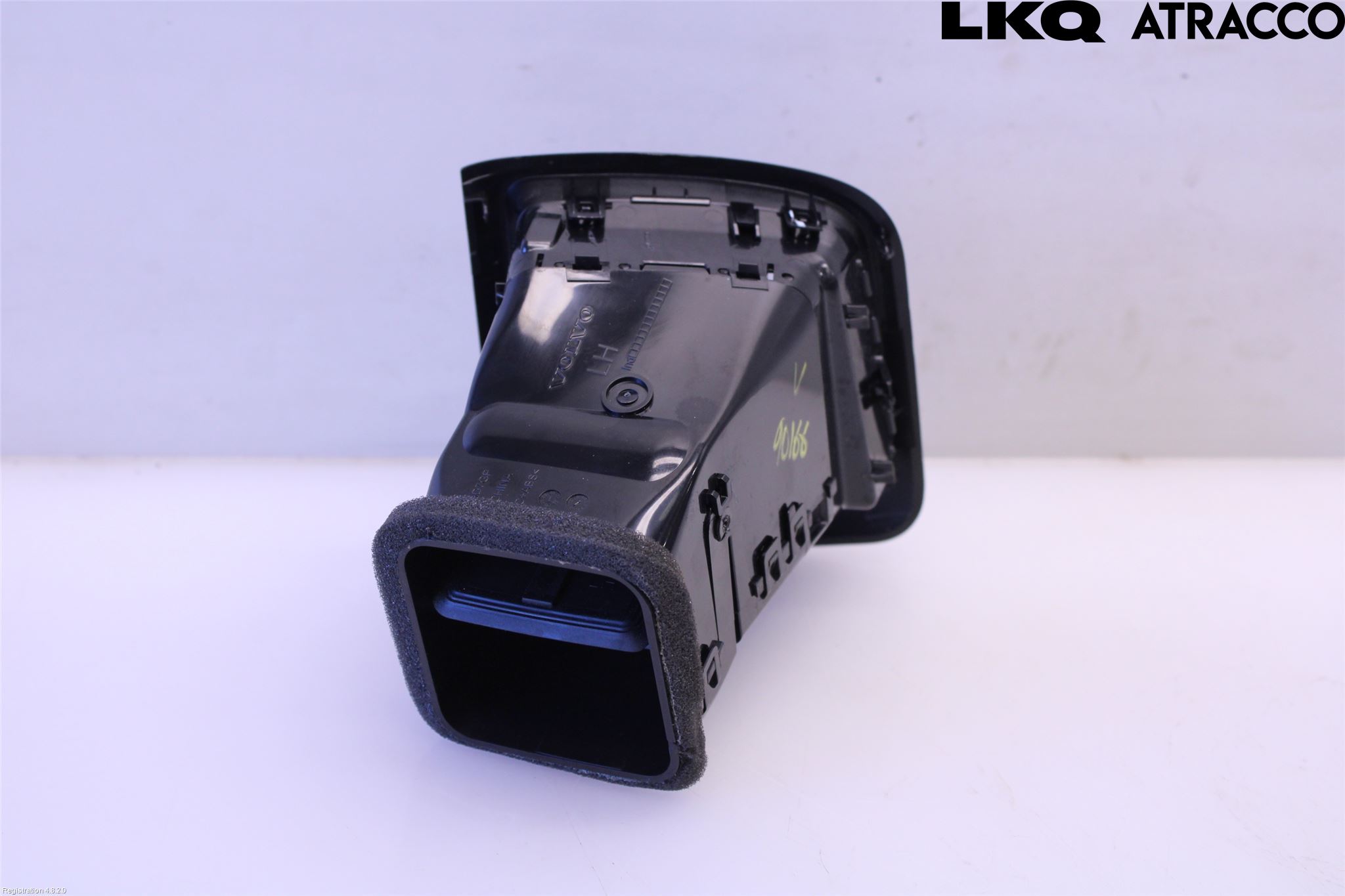 Volvo XC60 18- Defrosterkanal-Munstycke