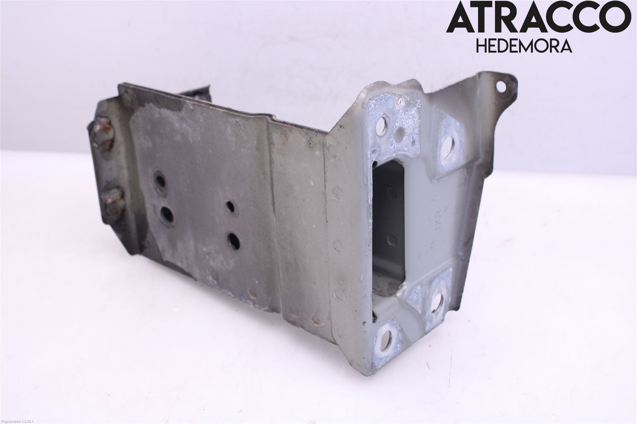 Nissan PULSAR Stötfångarbärjärn Fram